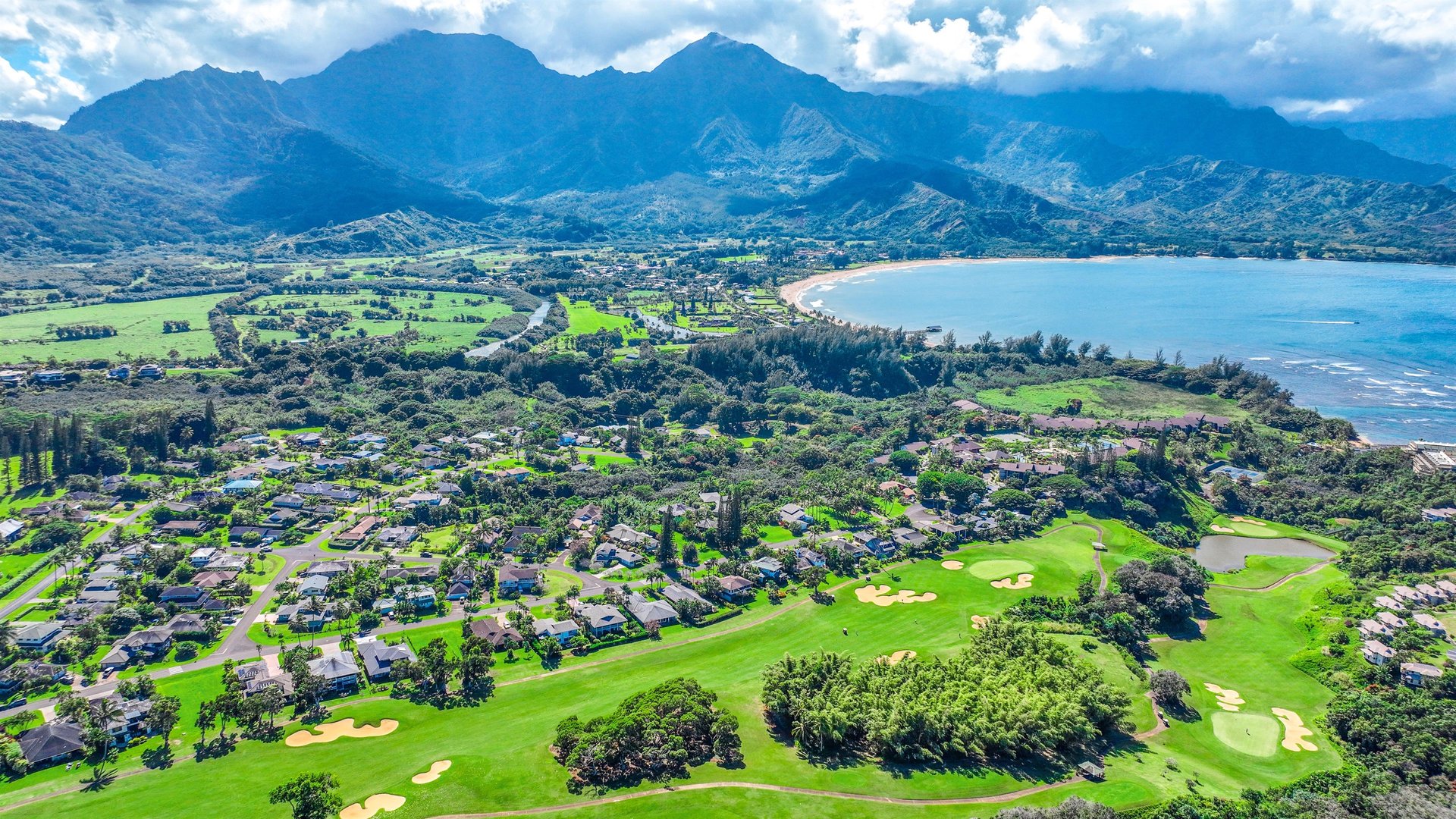 Honoiki Lane Hale 56