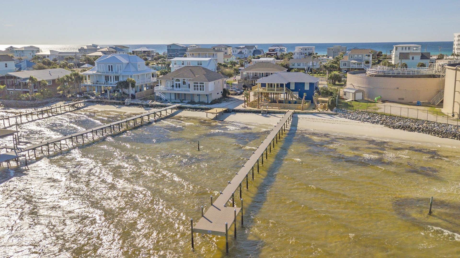 Via De Luna 109  Soundz Amazing 38