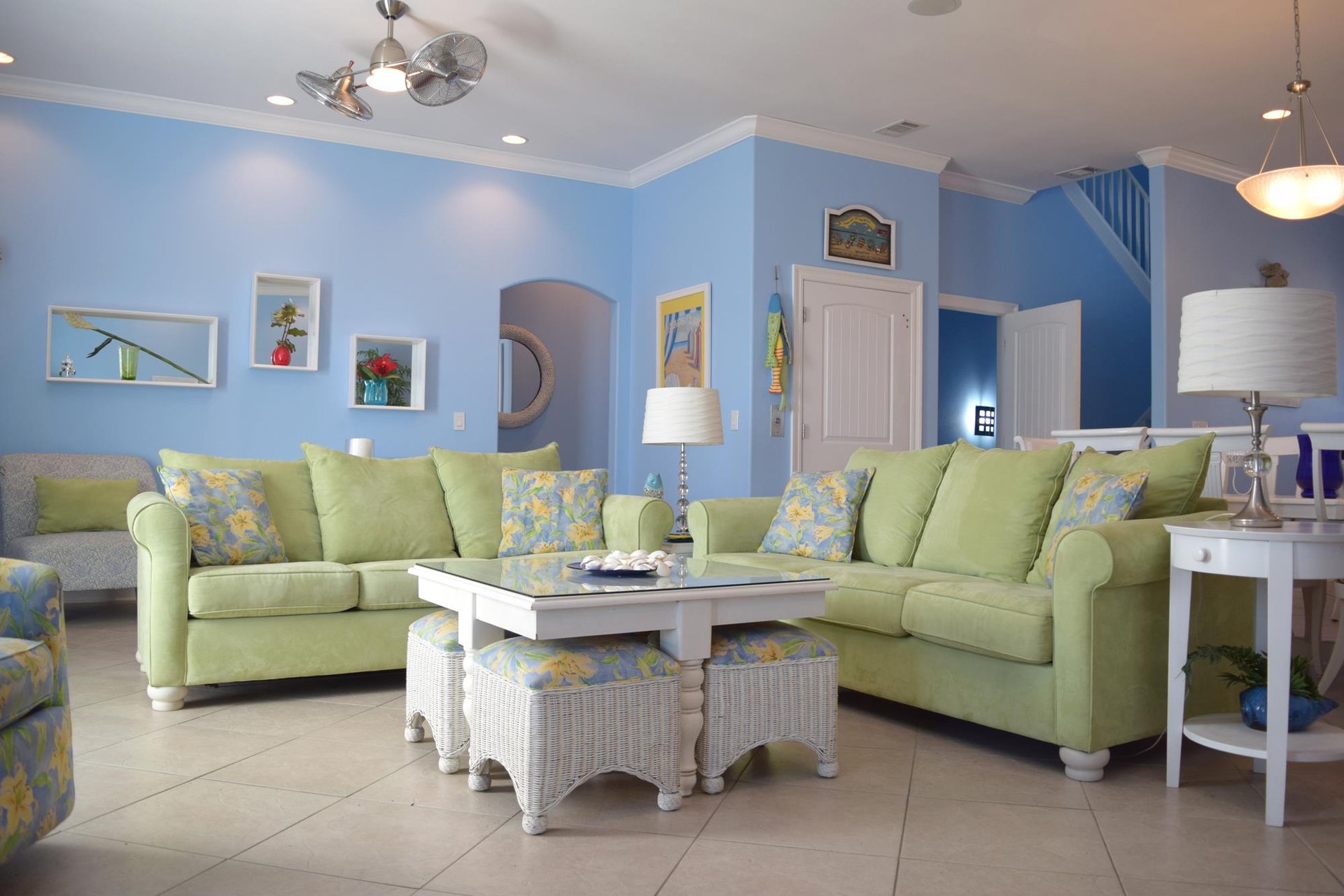 Maldonado 102  Bella Blue 7