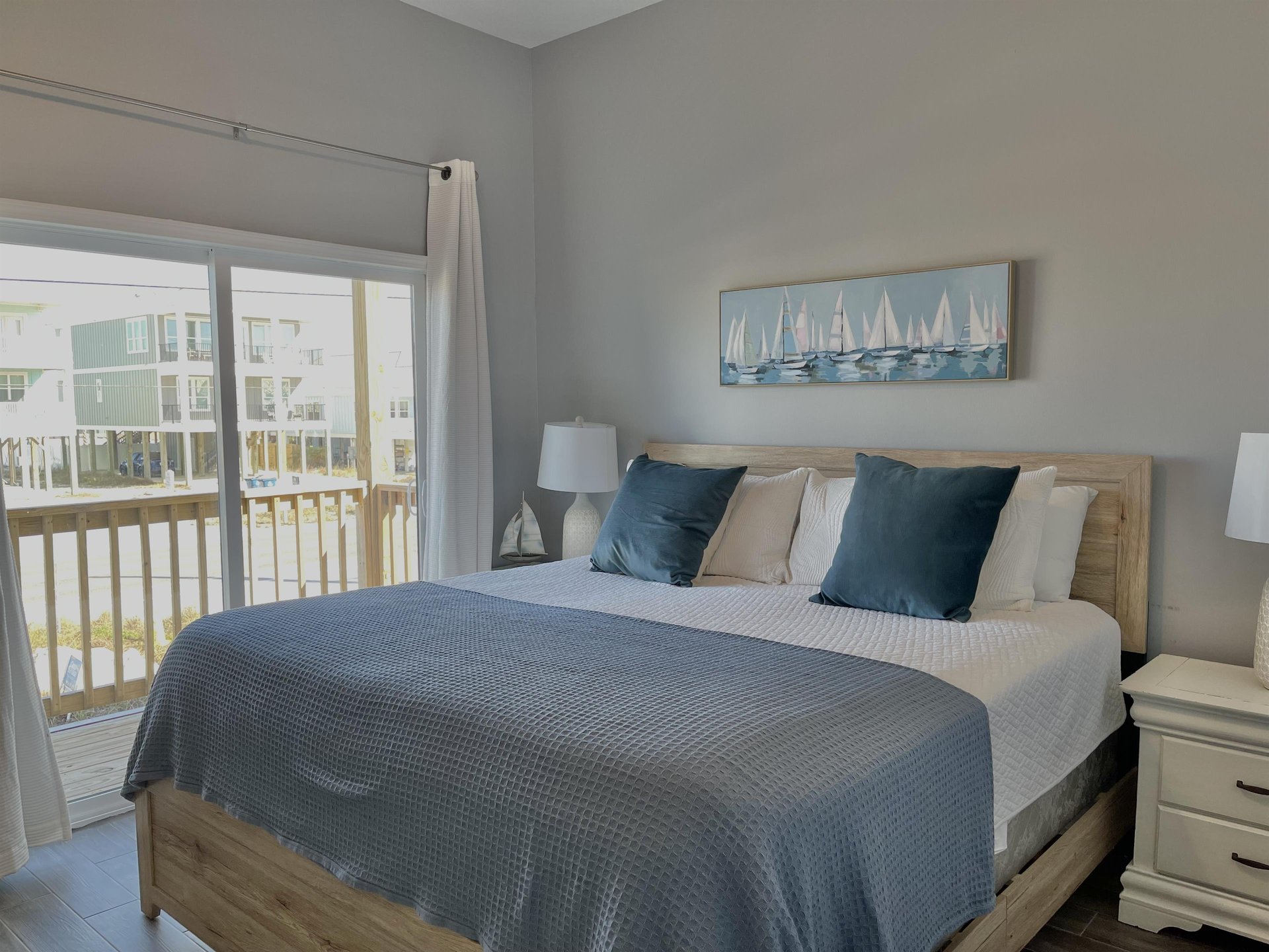 Hypnautic East  Pet Friendly 22