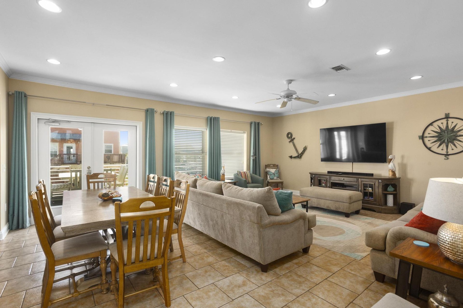 Via De Luna 1414  Beachy Keen 7