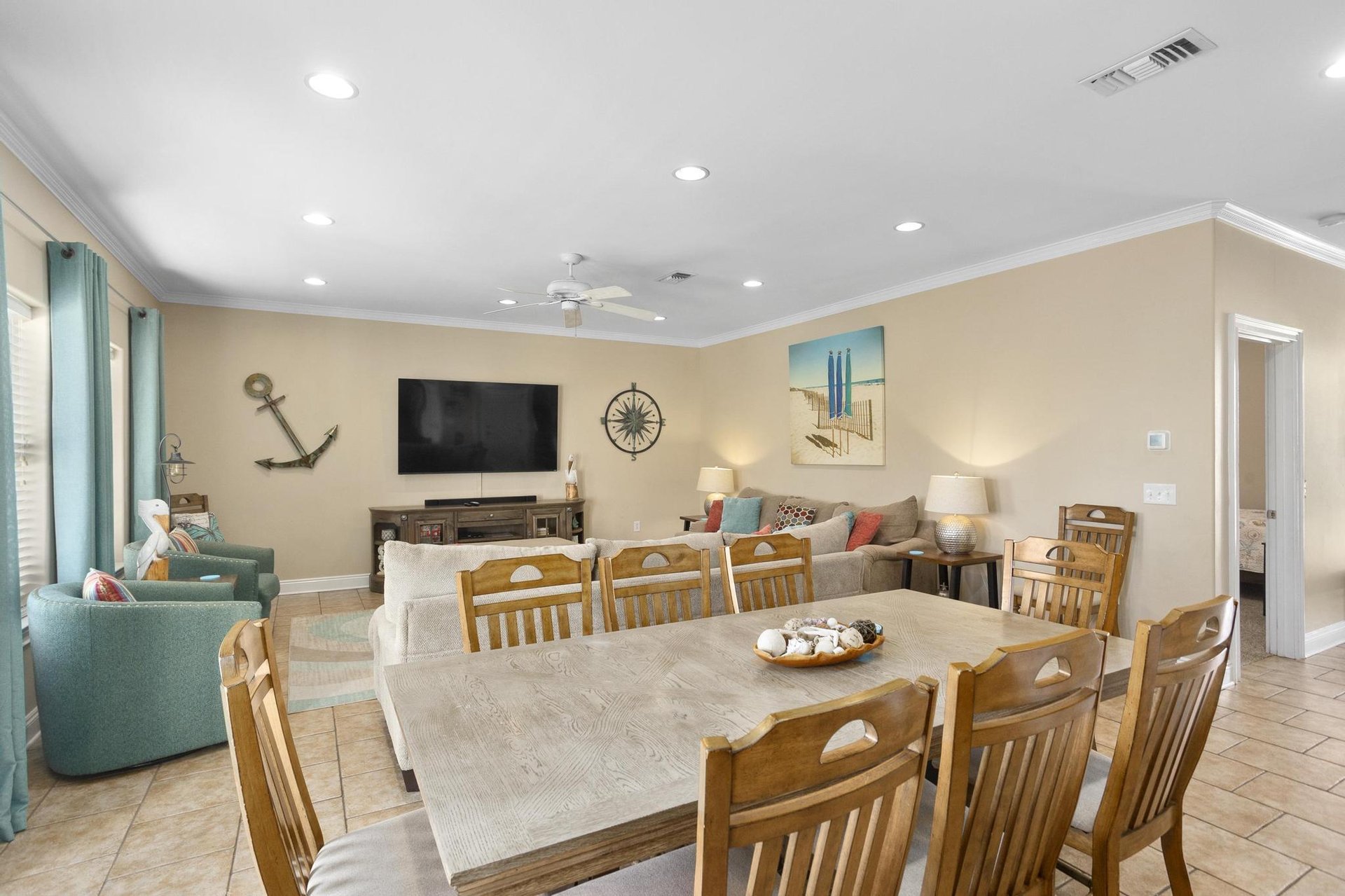 Via De Luna 1414  Beachy Keen 8