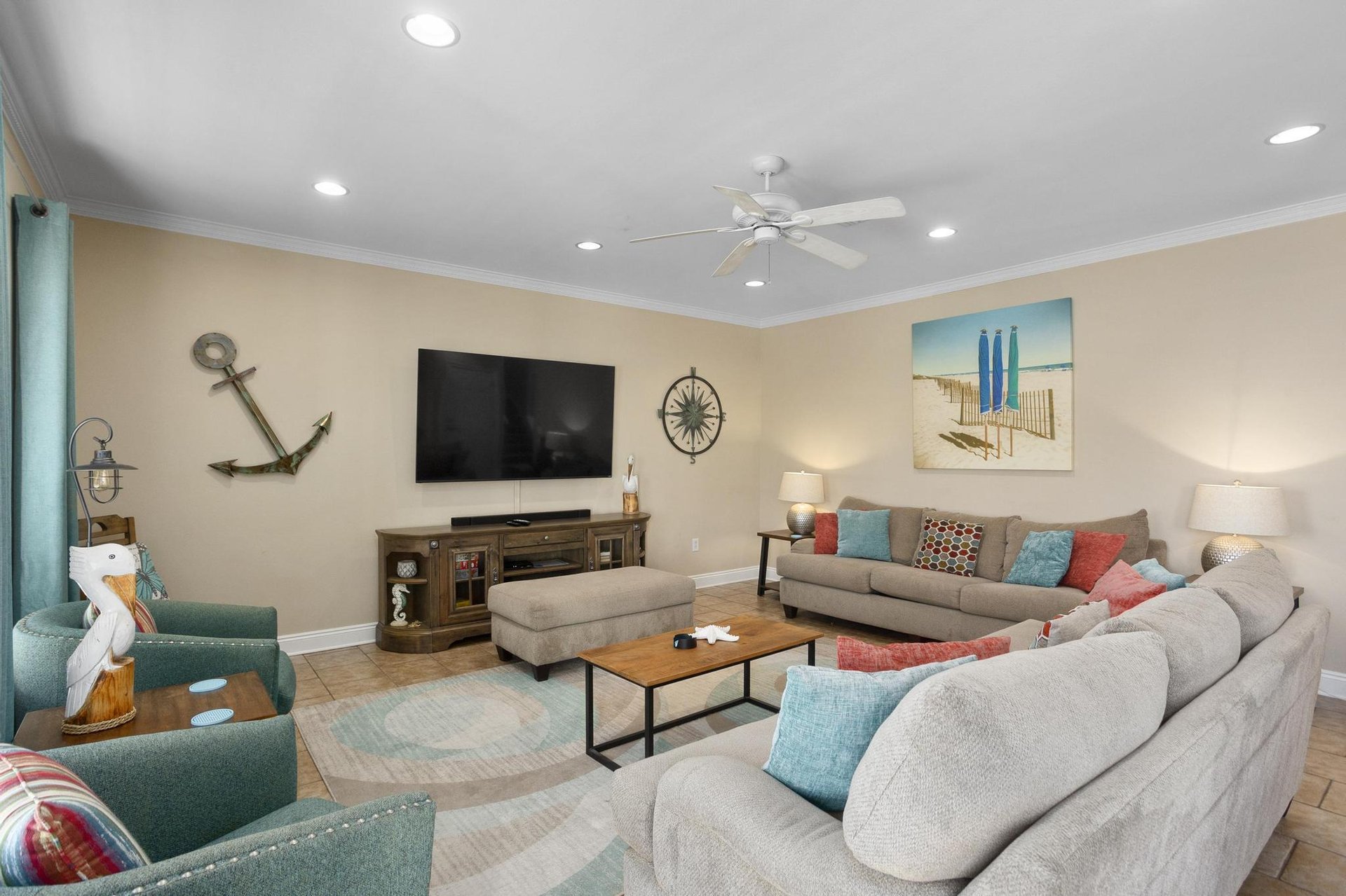 Via De Luna 1414  Beachy Keen 9