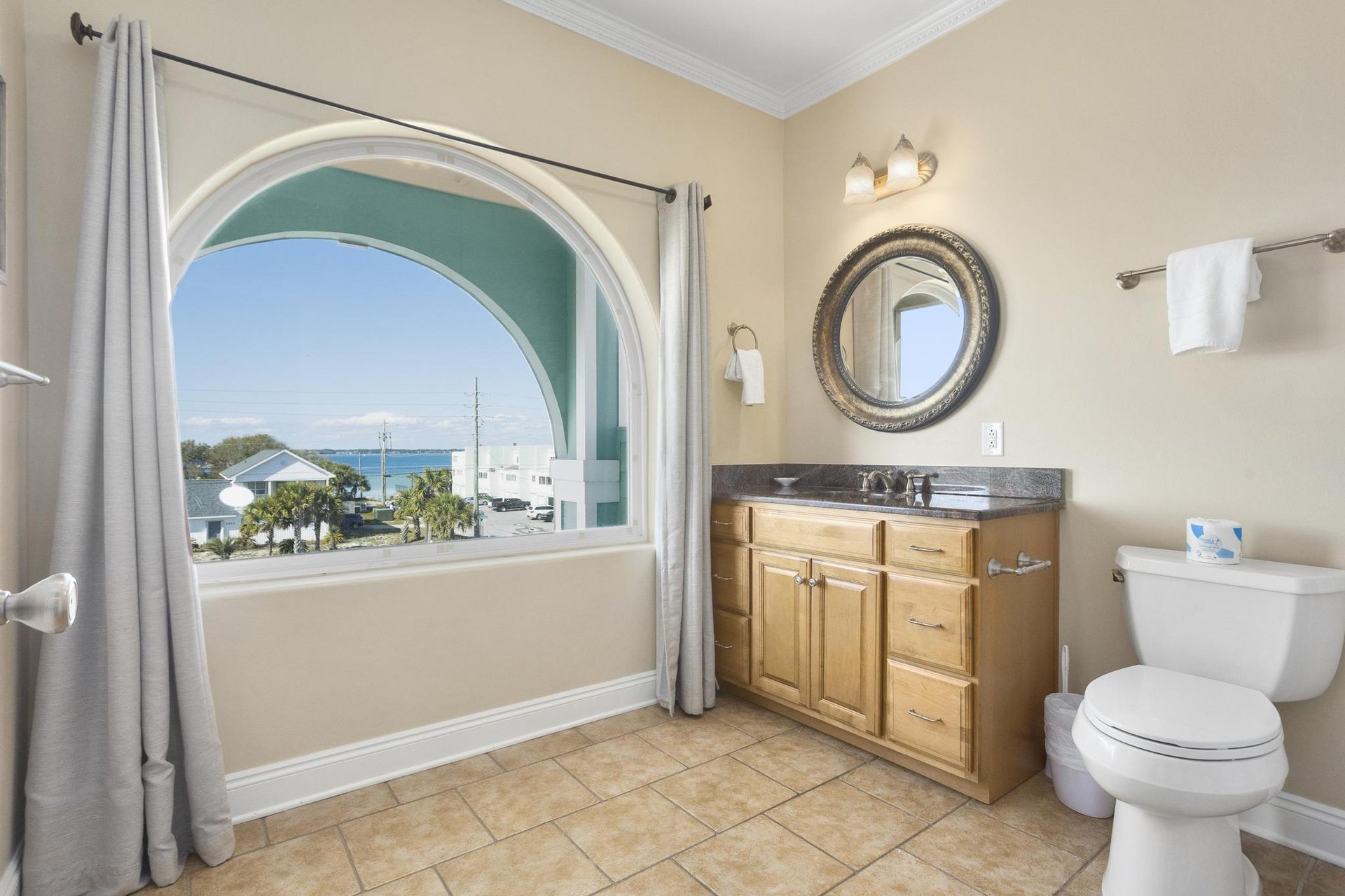 Via De Luna 1414  Beachy Keen 17