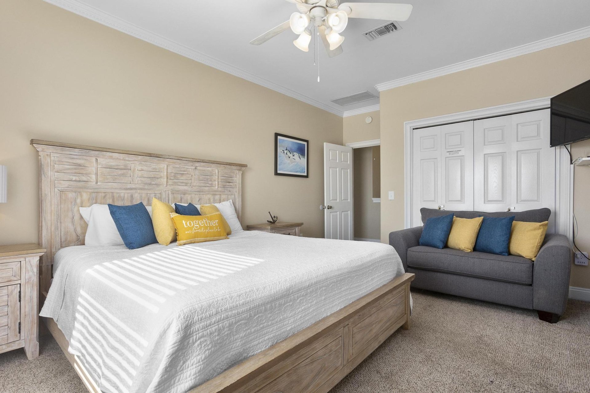 Via De Luna 1414  Beachy Keen 21