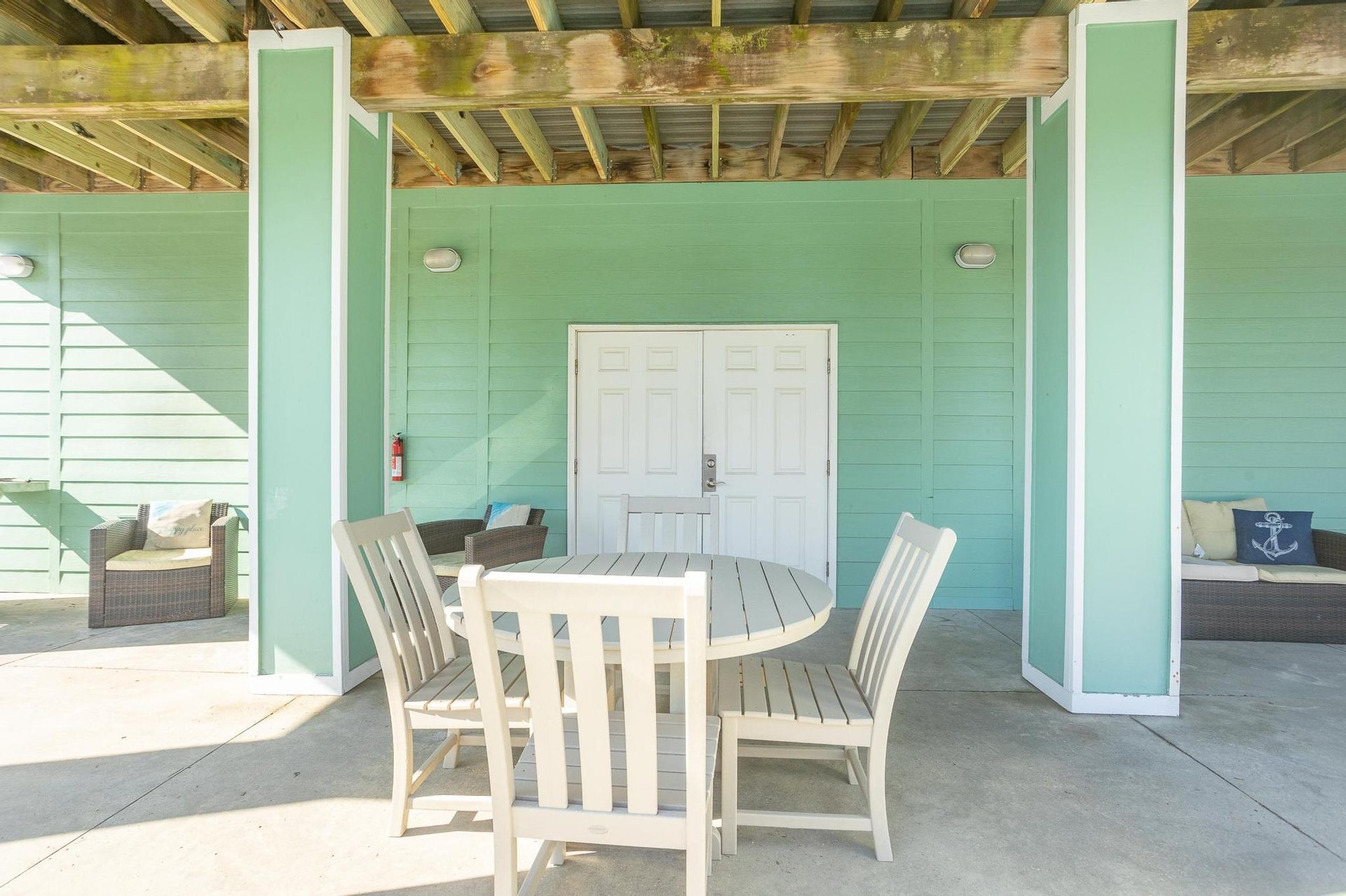 Via De Luna 1414  Beachy Keen 43