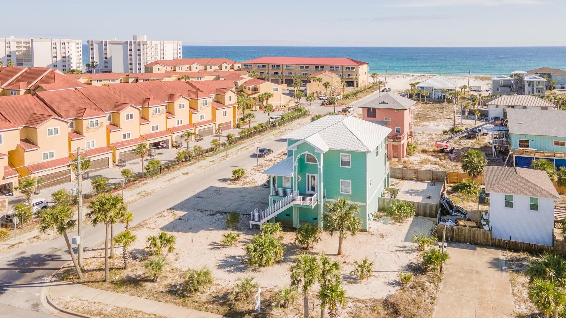 Via De Luna 1414  Beachy Keen 45