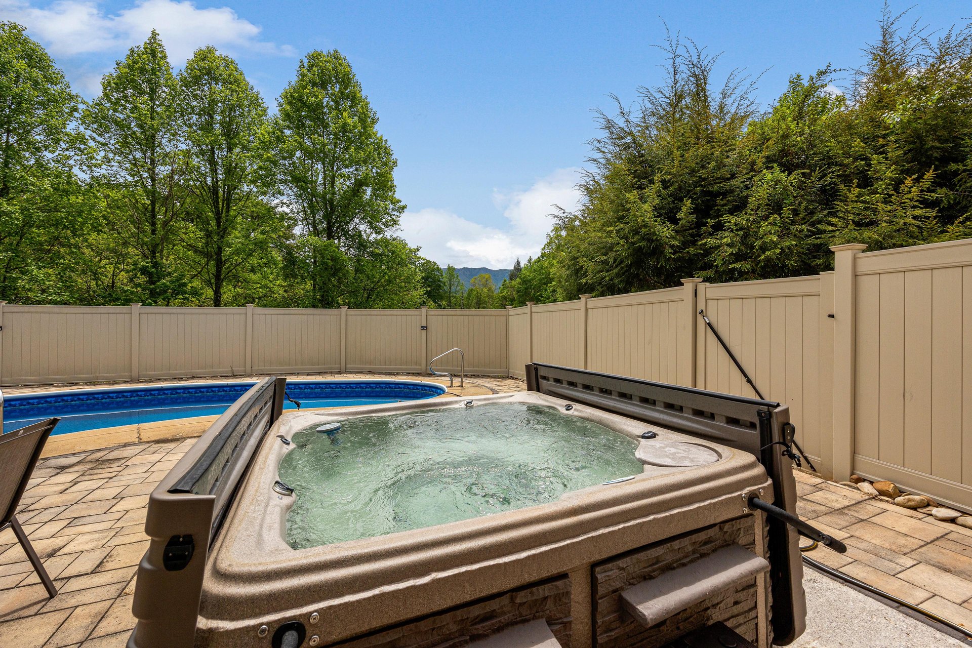 Hot Tub at Buckhorn Springs