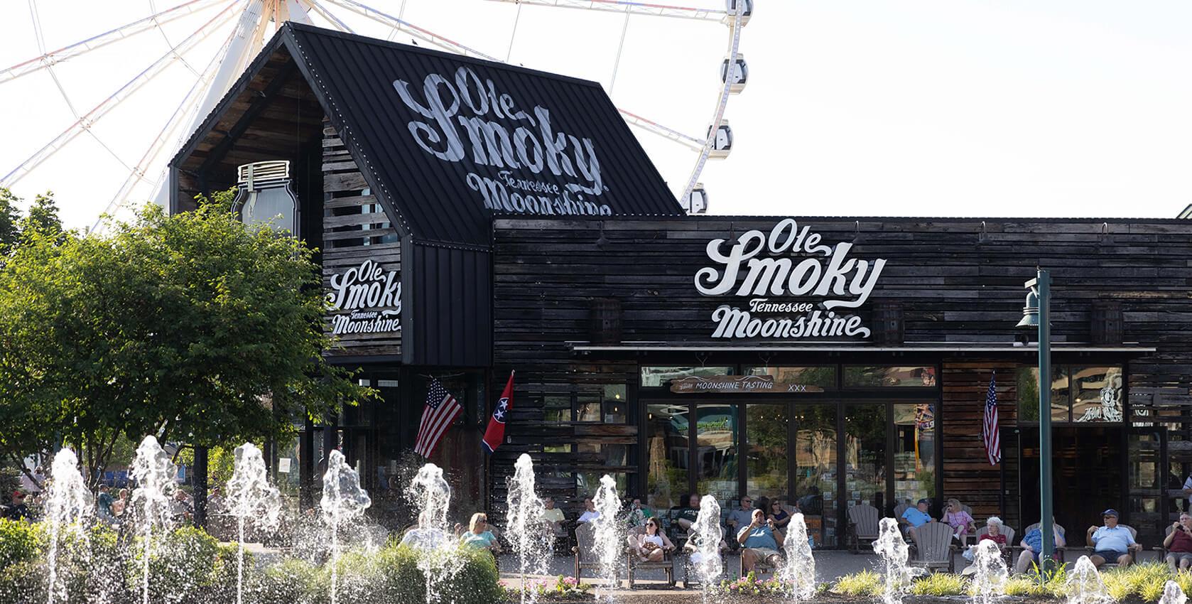 storefront of ole smoky moonshine at the island in pigeon forge