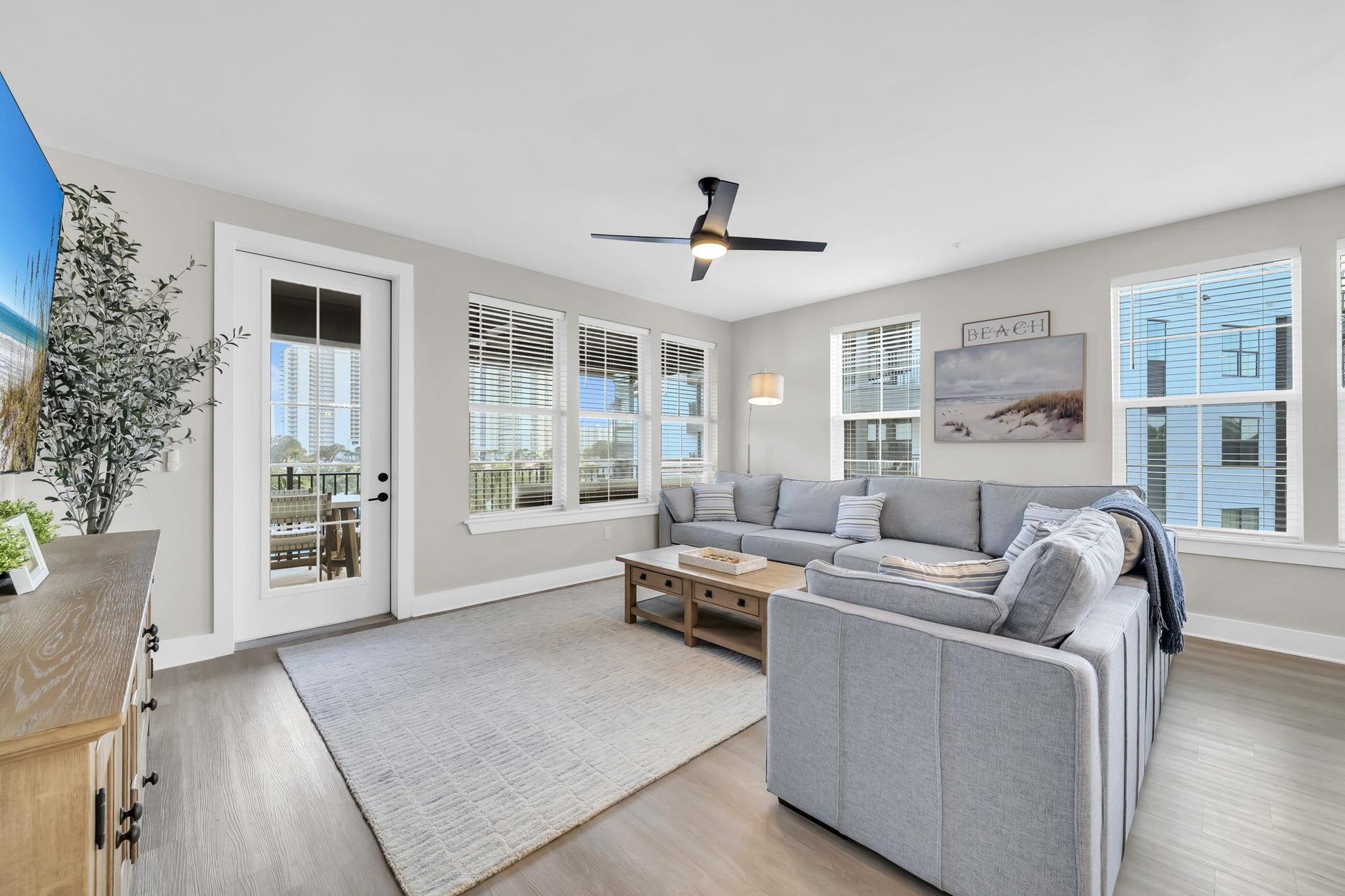 Living Room 1 Part 1