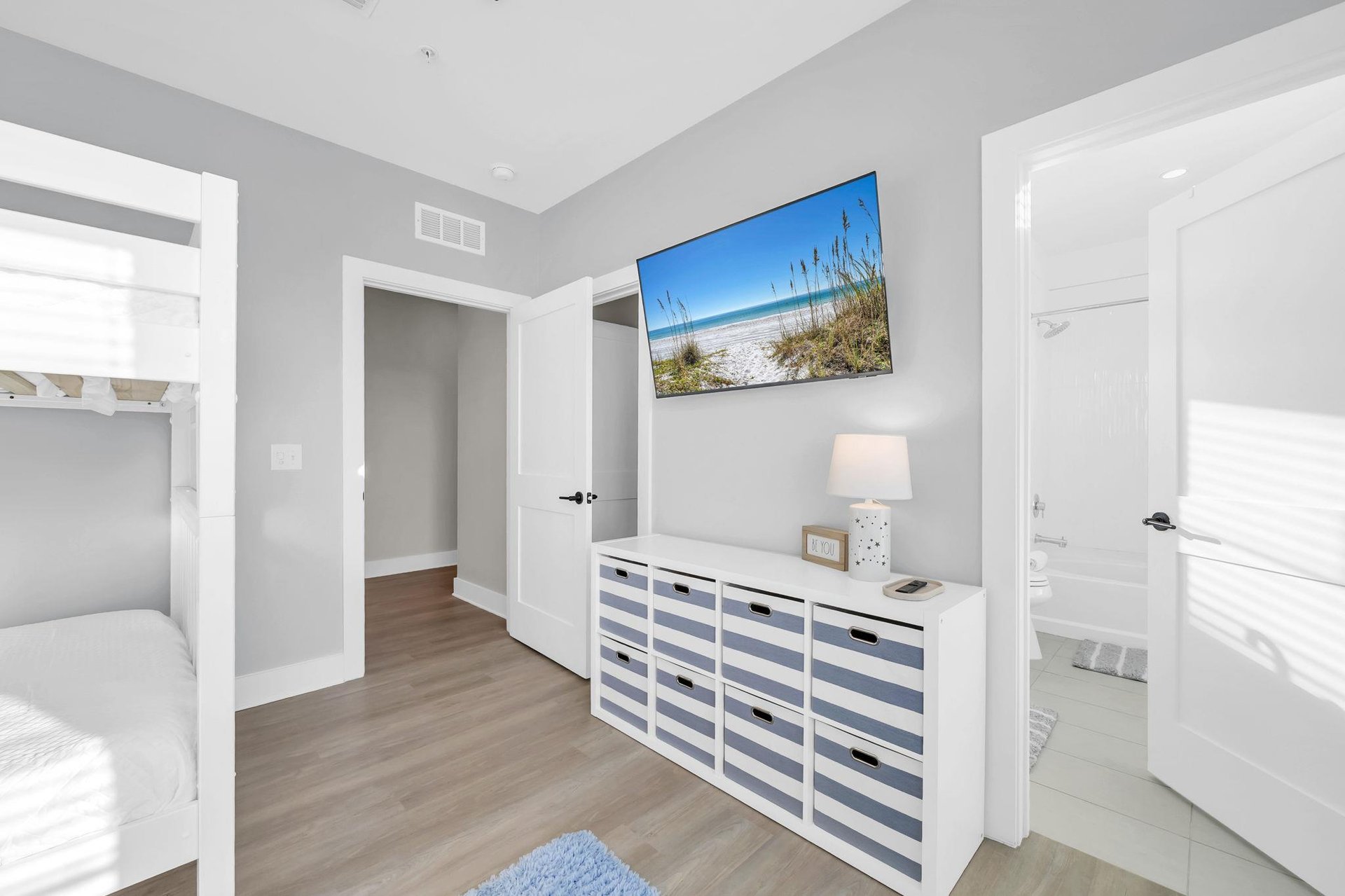 Guest Bedroom 2 Part 2