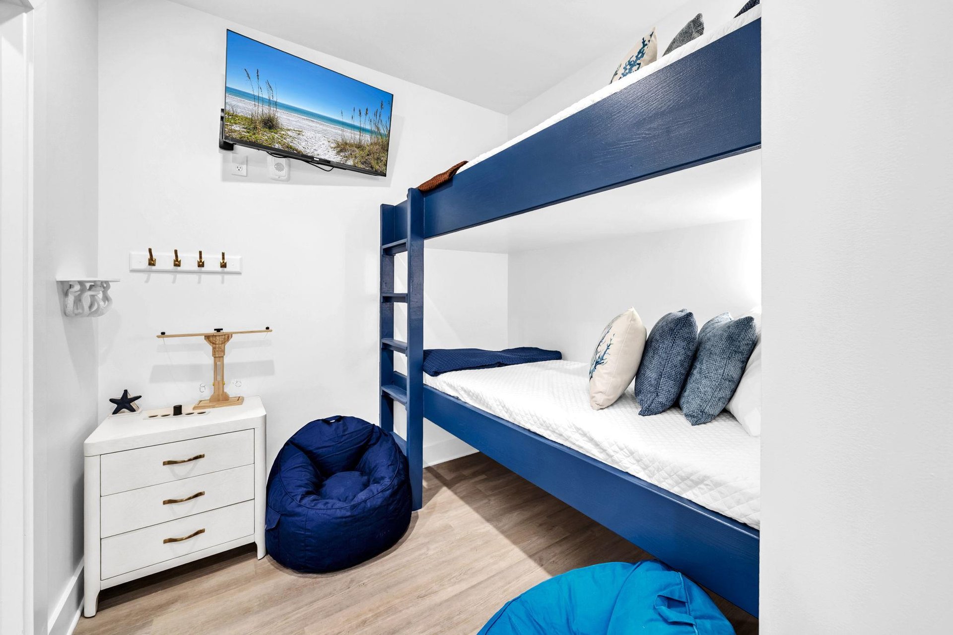 Hallway Bunk Cove 1 Part 1