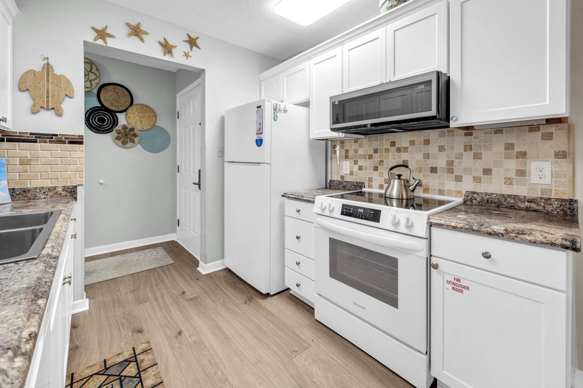 Kitchen 1 Part 3