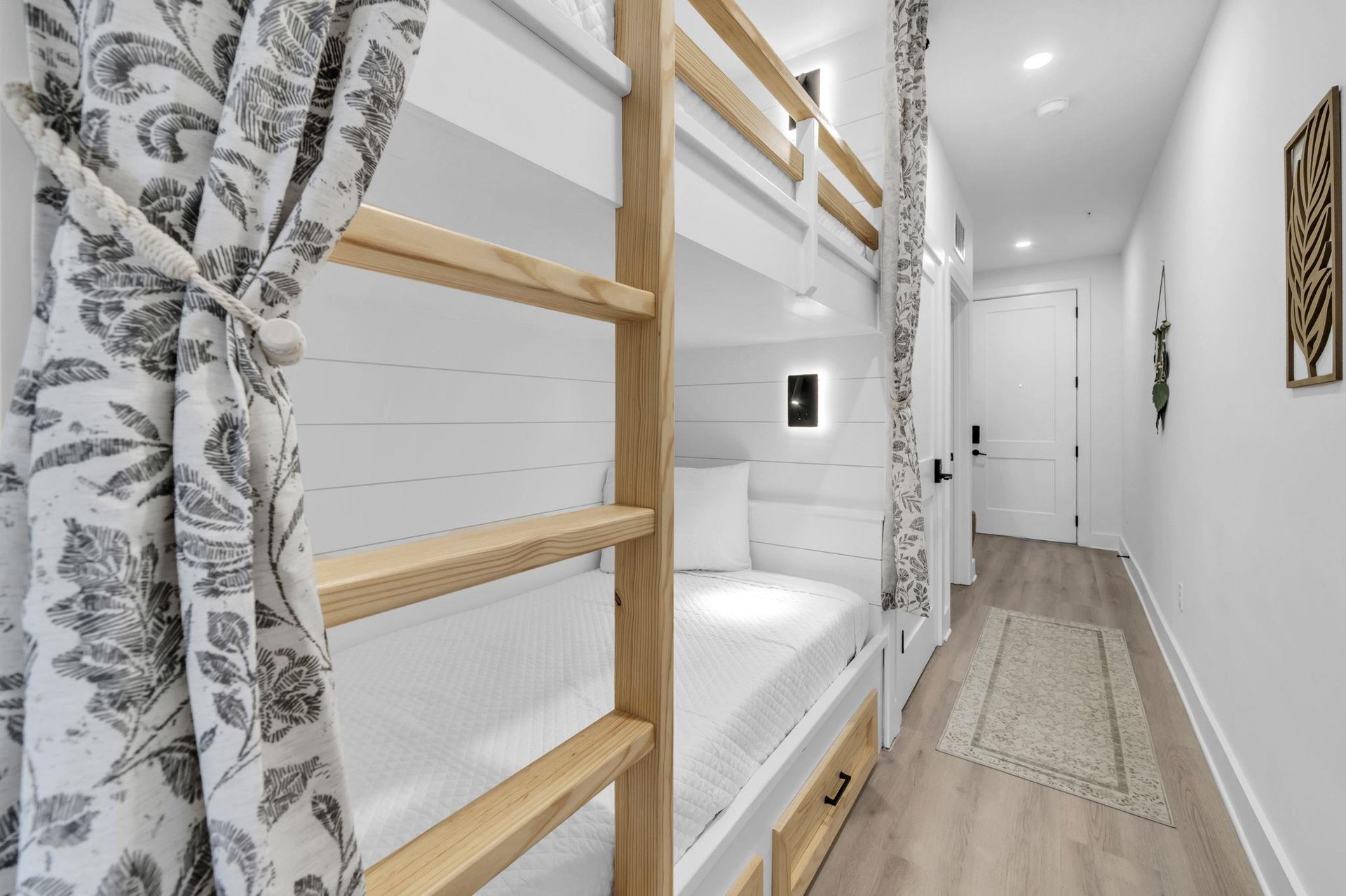 Hallway Bunks 1 Part 1