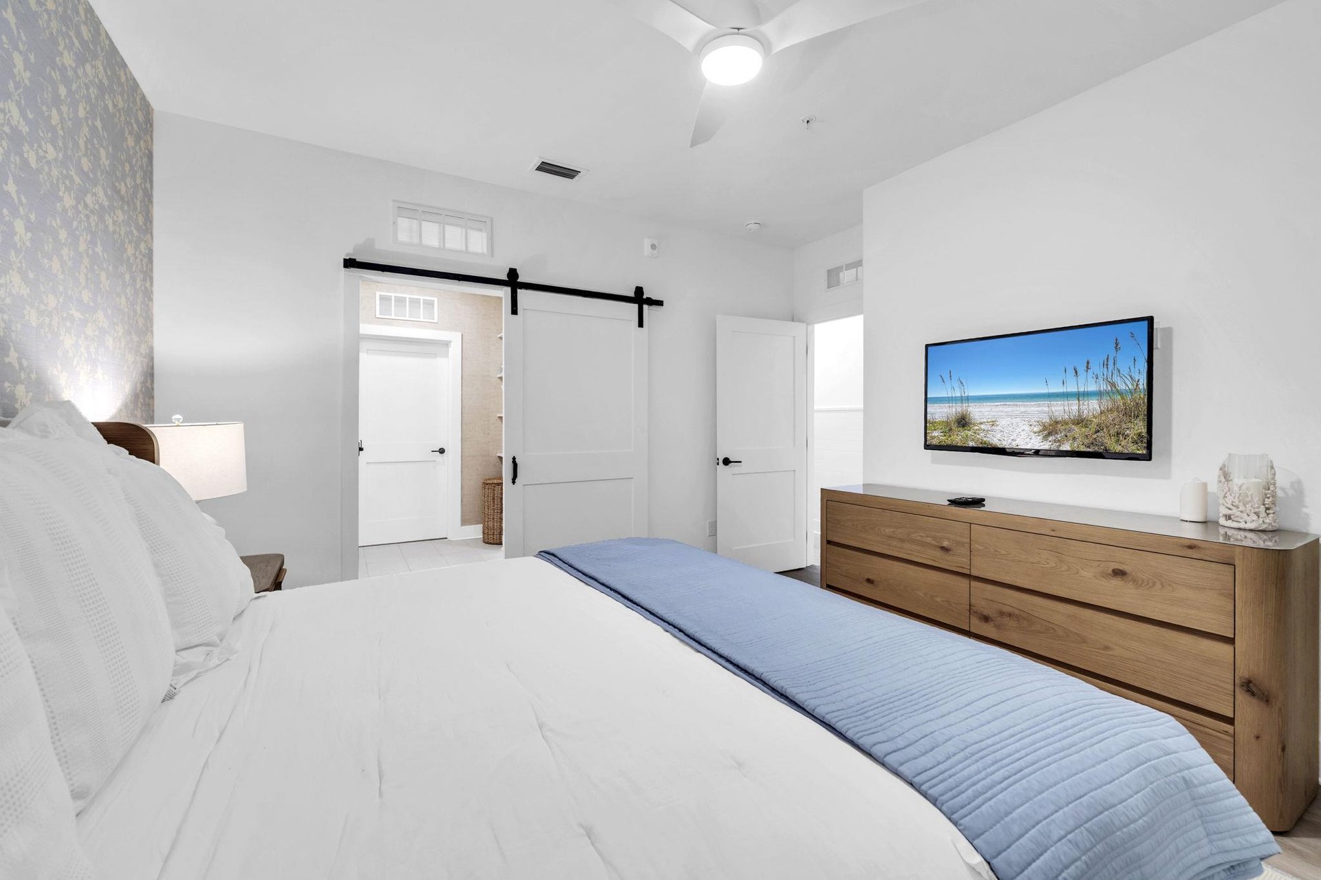 Master Bedroom 1 Part 2