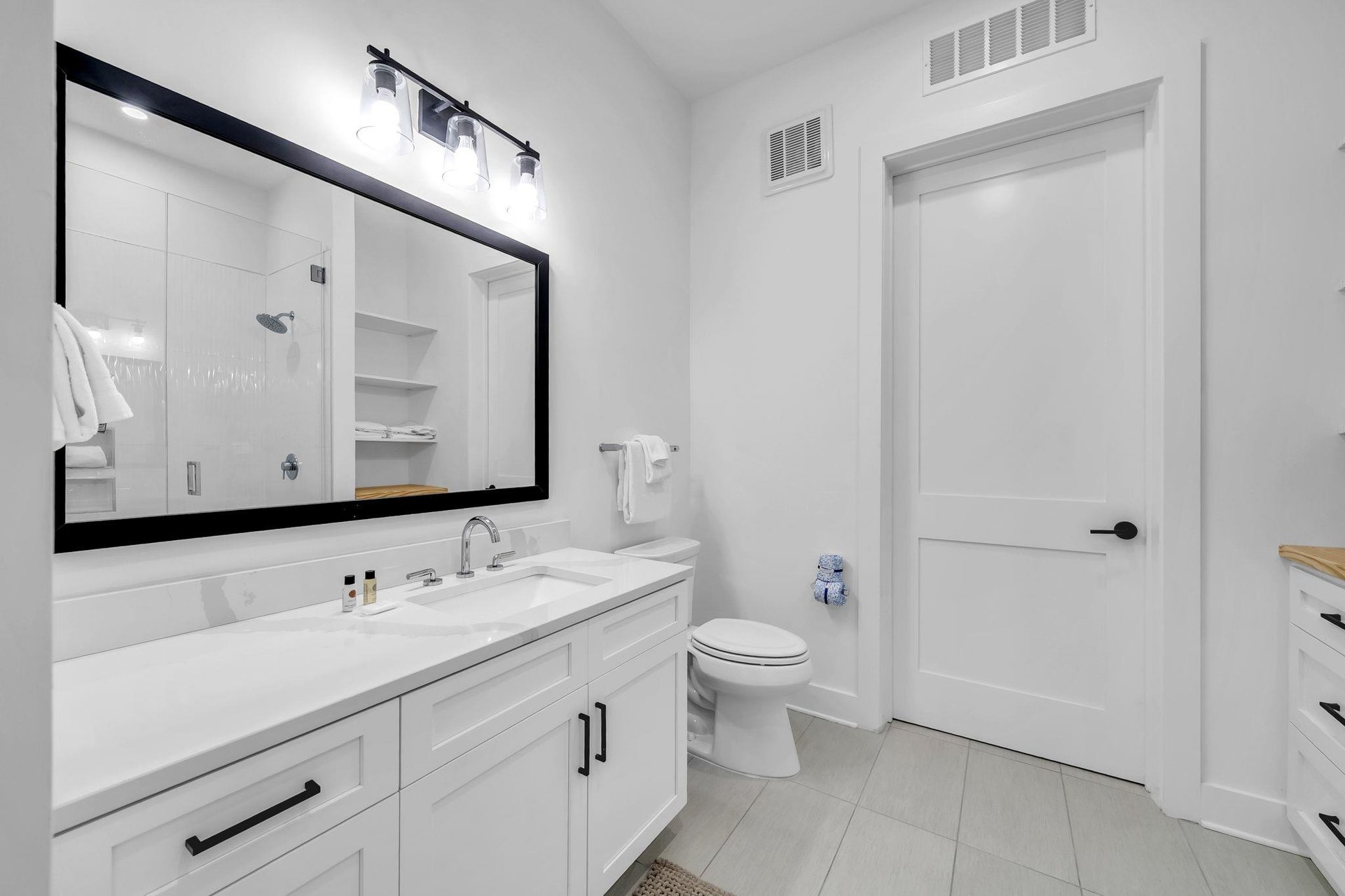 Master Bathroom 1 Part 1