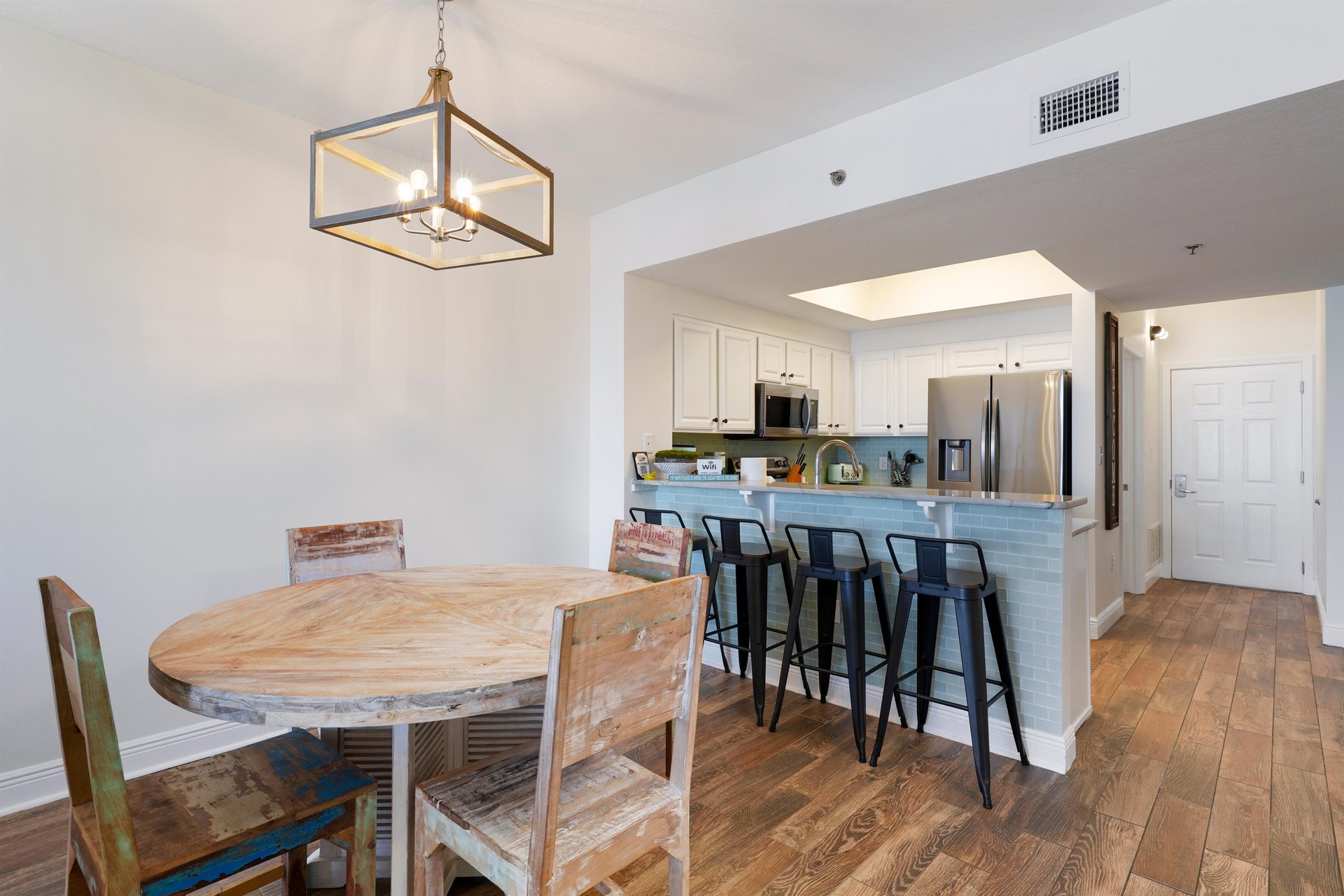 Dining Room 1 Part 2