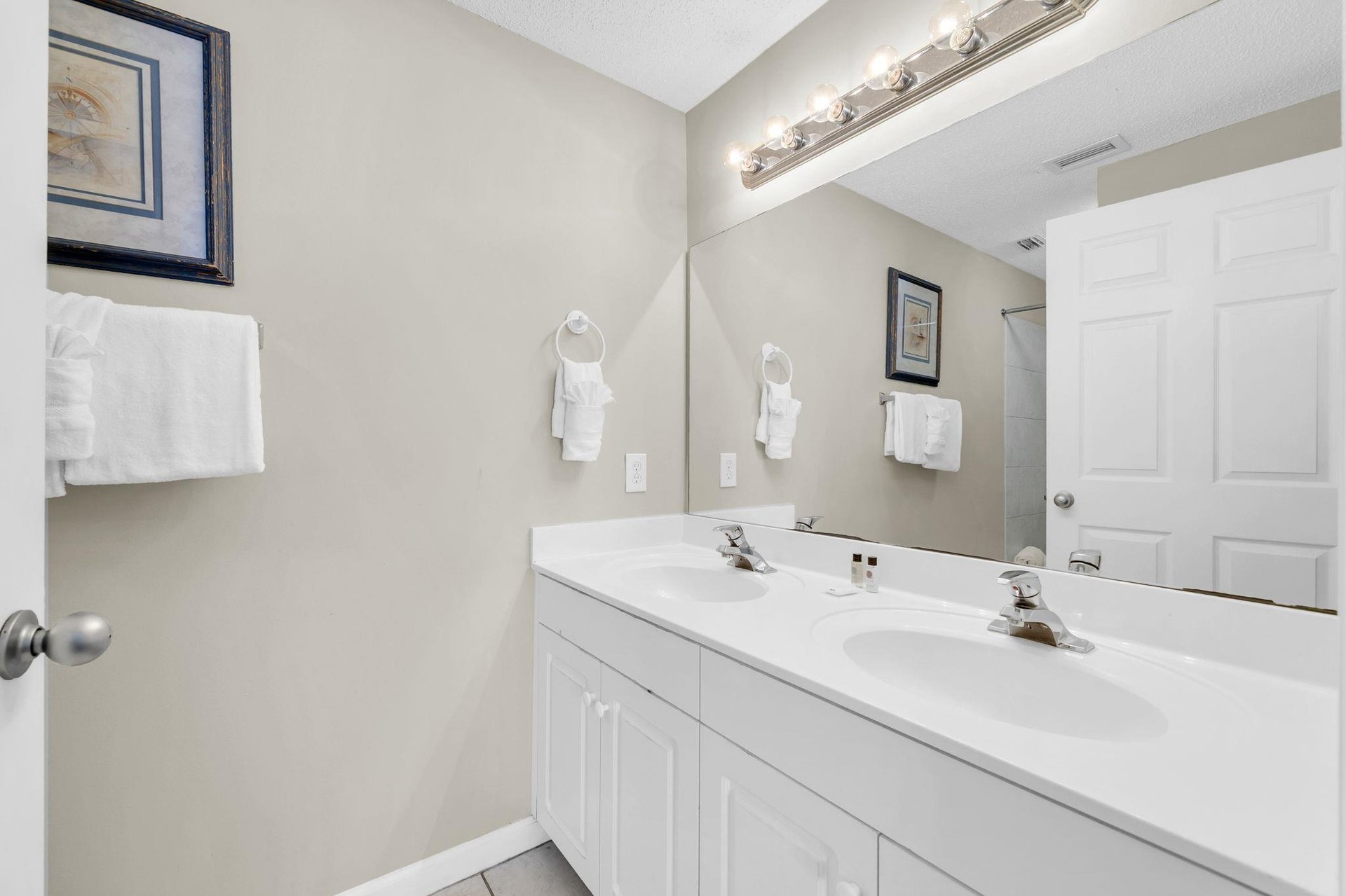 Master Bathroom 1 Part 1