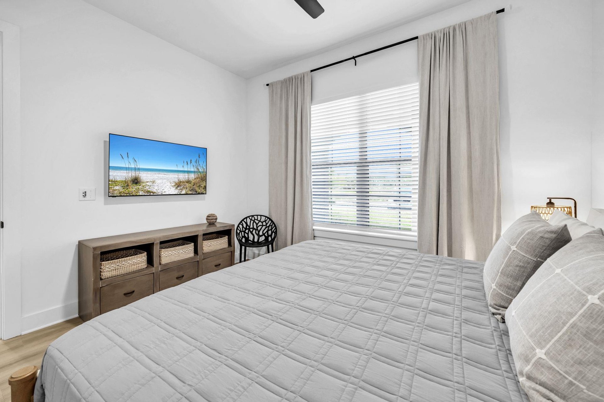 Guest Bedroom 1 Part 2