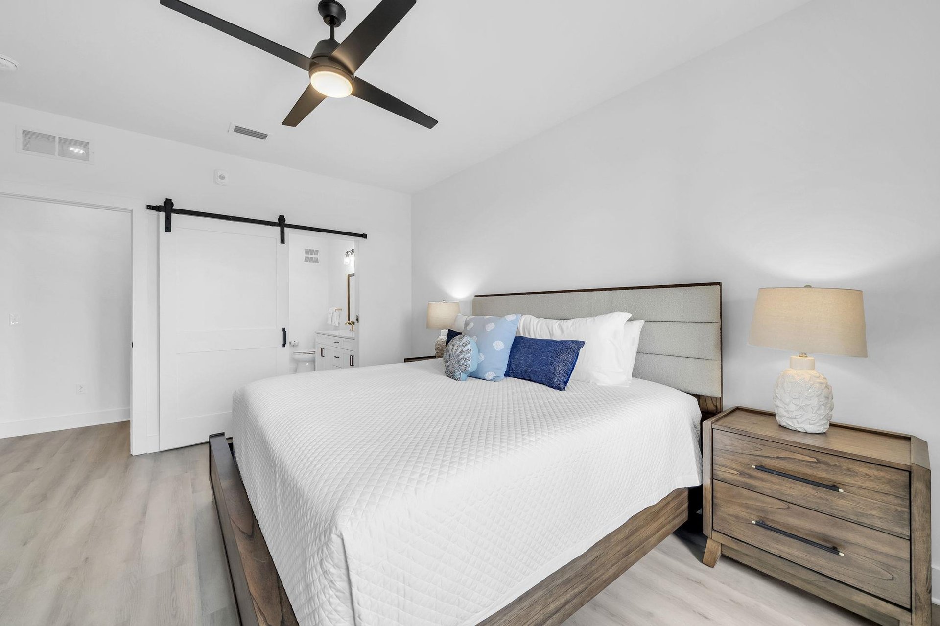 Master Bedroom 1 Part 3