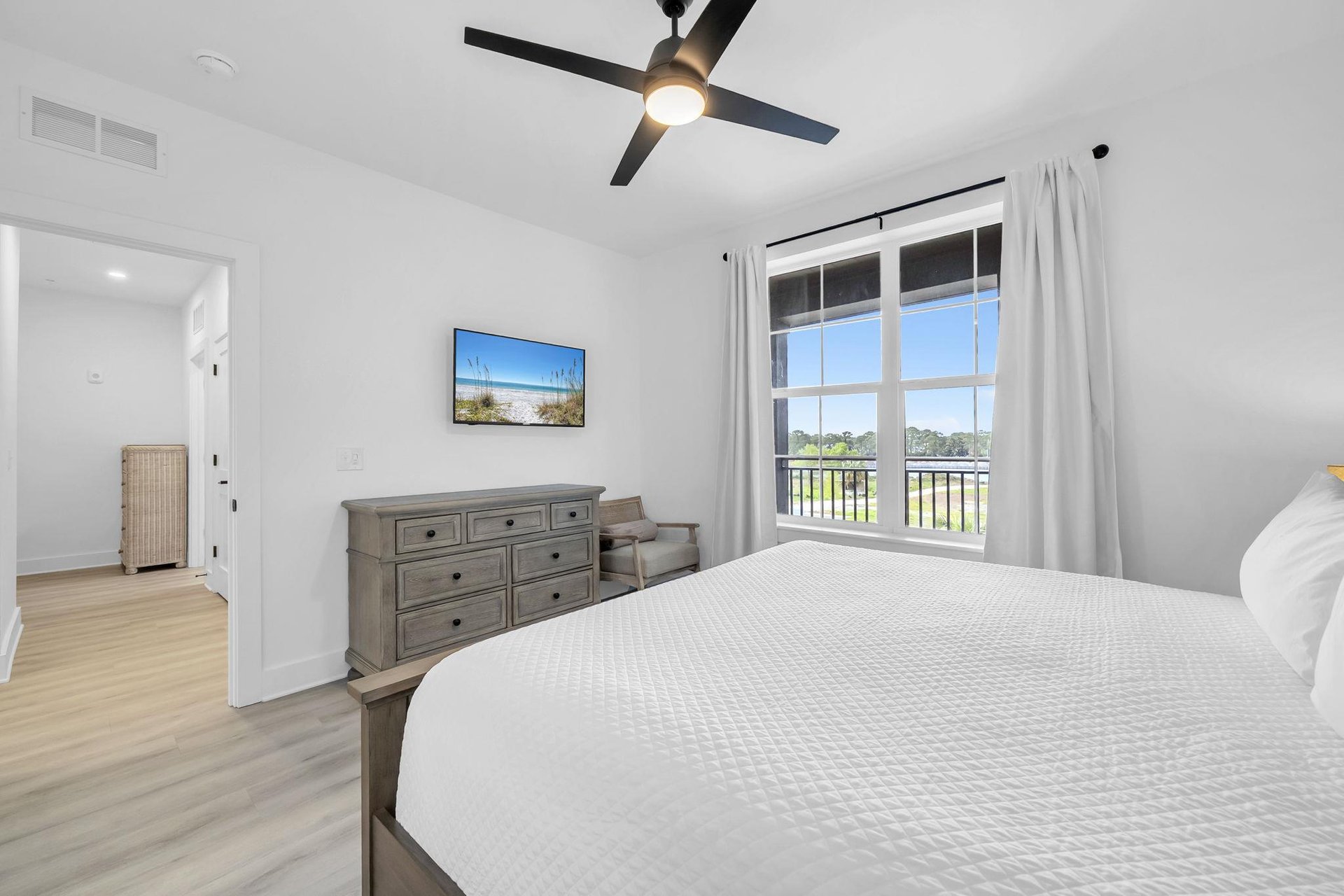 Guest Bedroom 1 Part 2