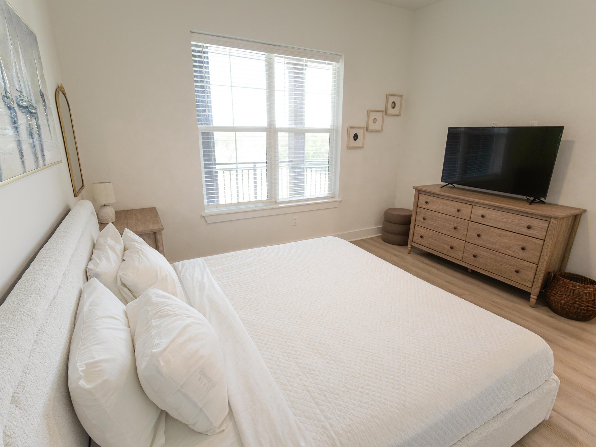 Guest Bedroom 1 Part 2
