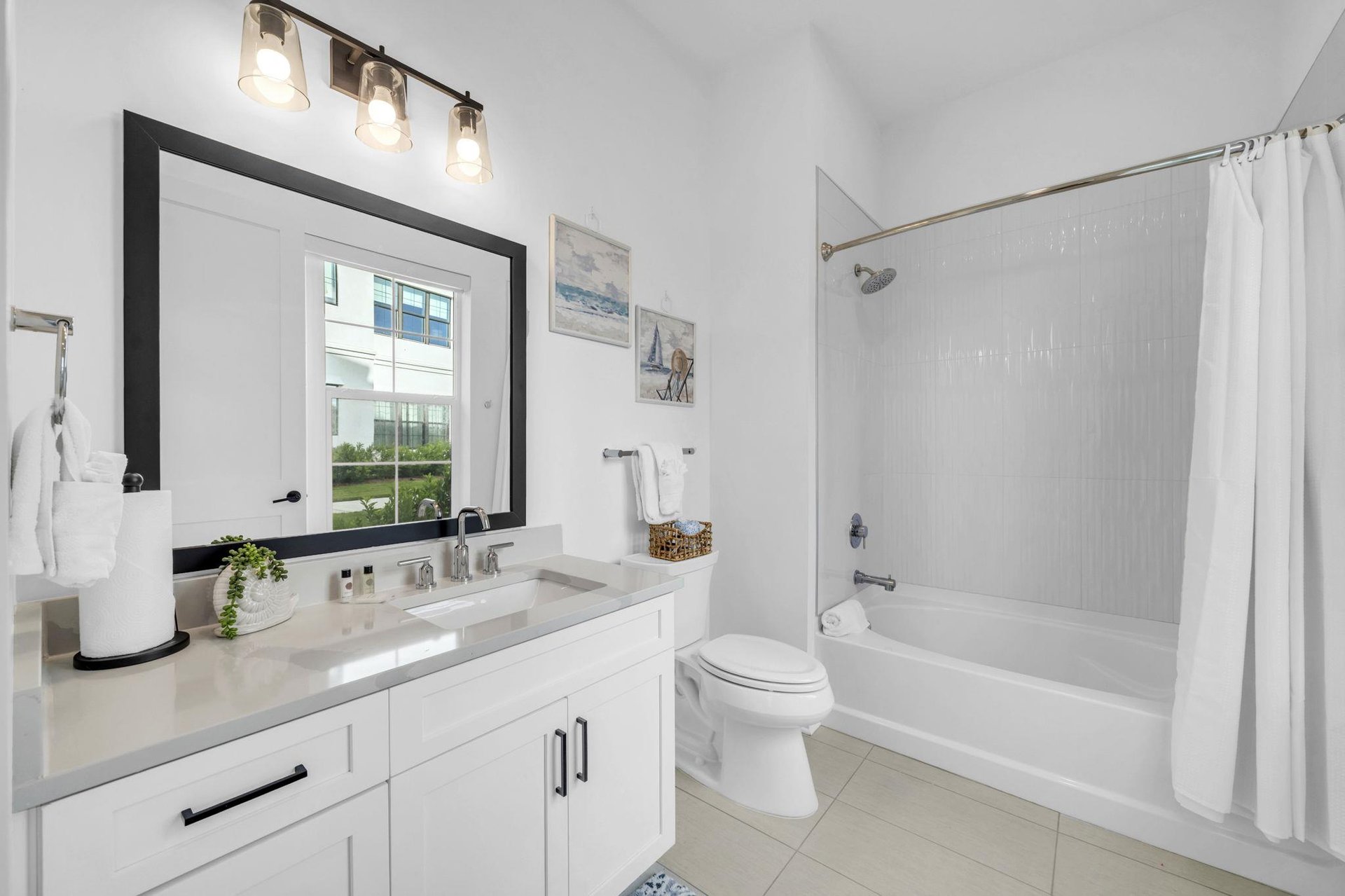 Guest Bathroom 3