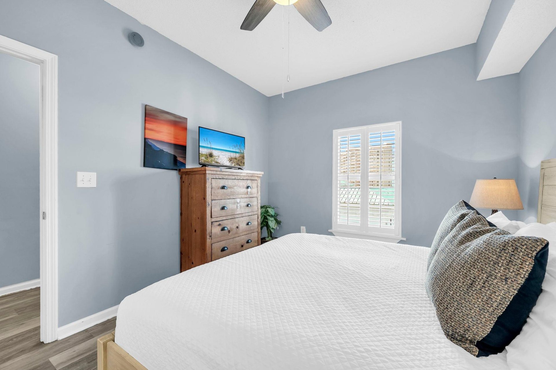 Guest Bedroom 1