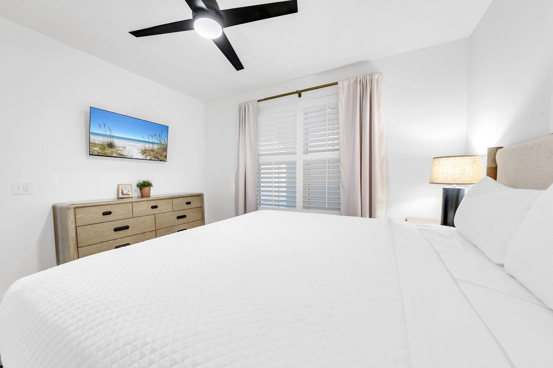 Guest Bedroom 1 Part 2