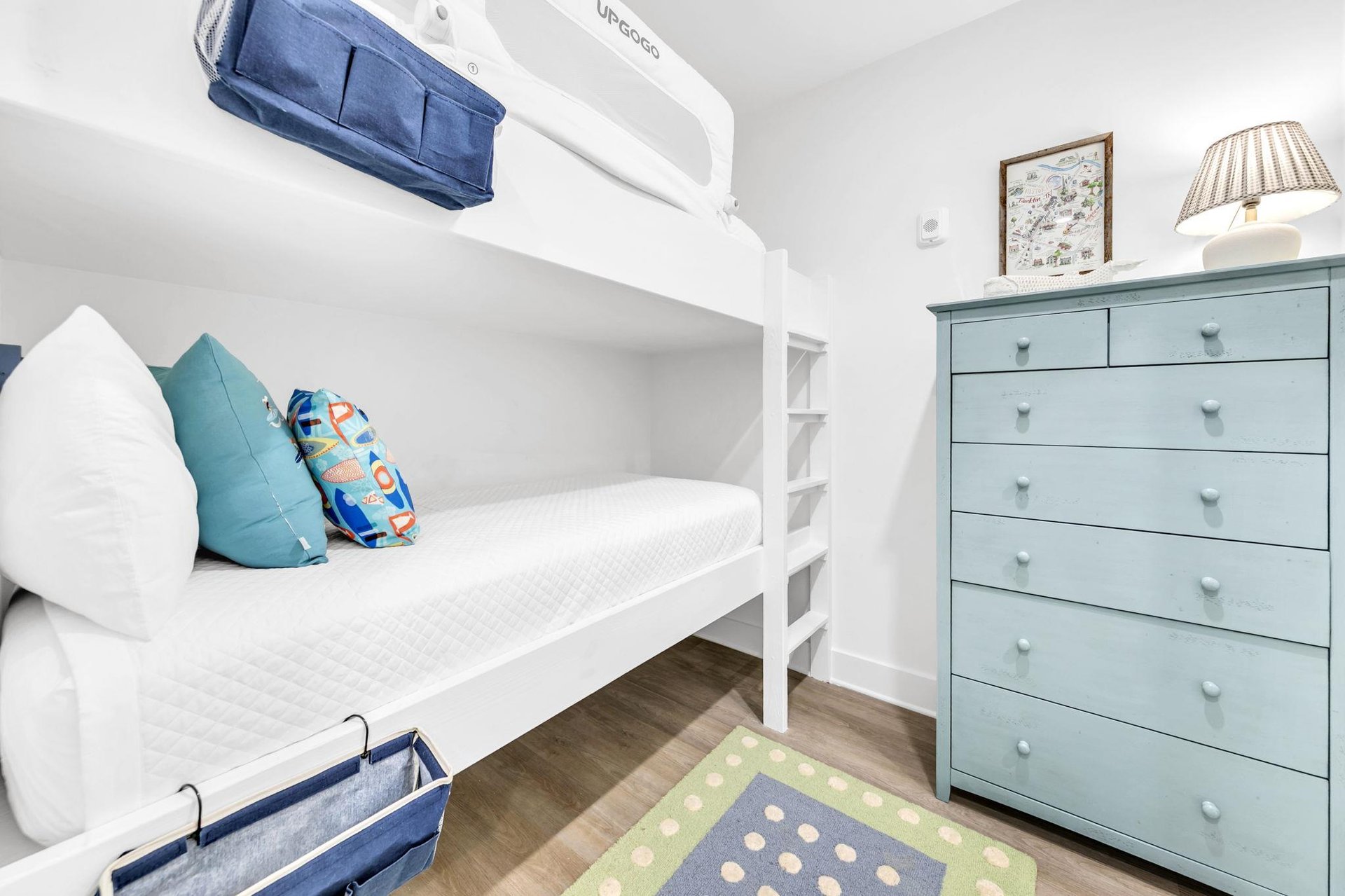 Hallway Bunks 1 Part 1