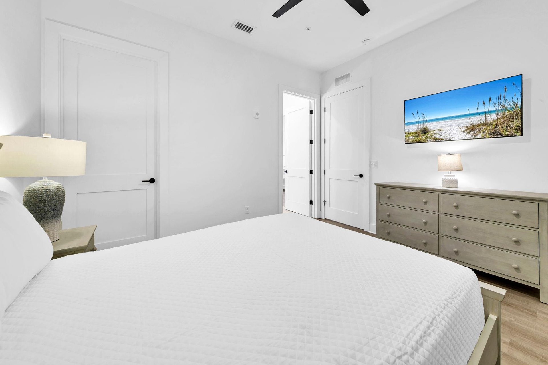 Guest Bedroom 1 Part 2