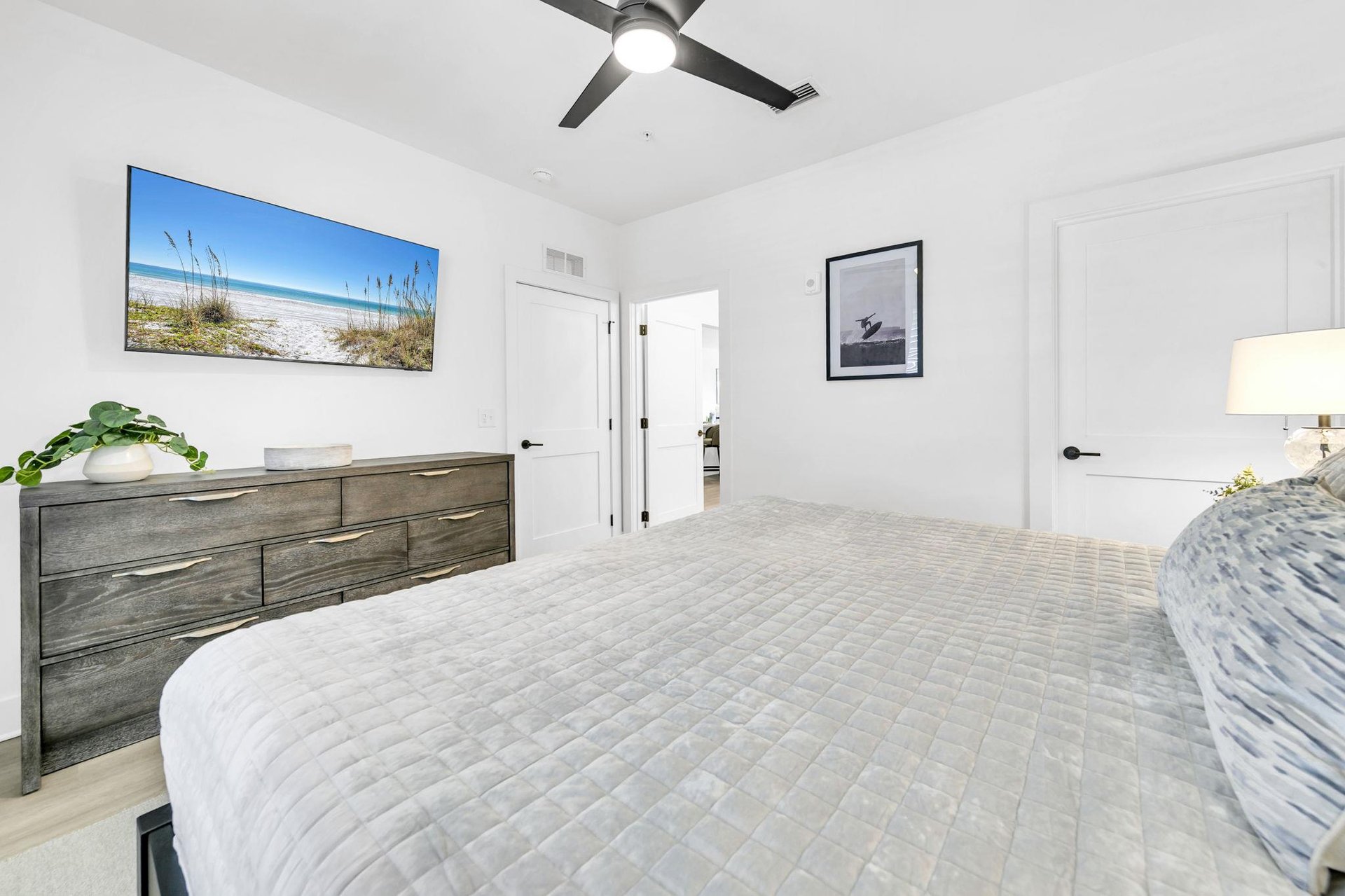 Guest Bedroom 1 Part 2