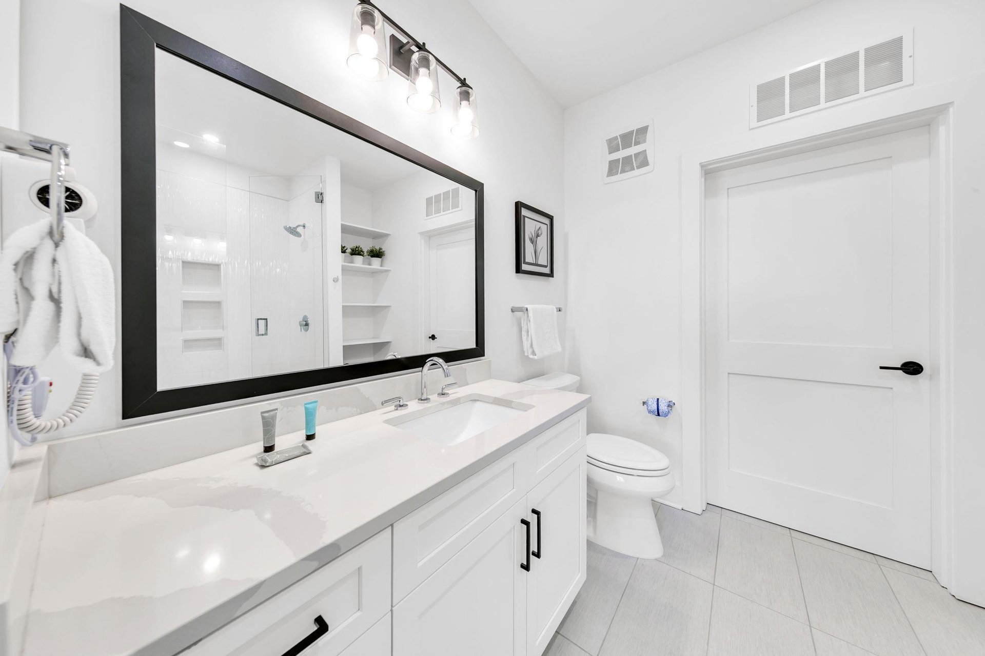 Master Bathroom 1 Part 1