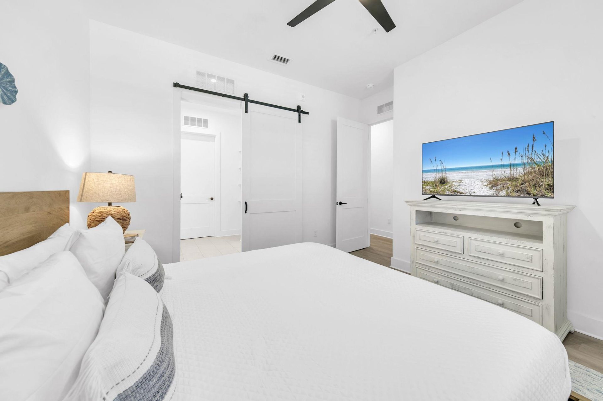 Master Bedroom 1 Part 2