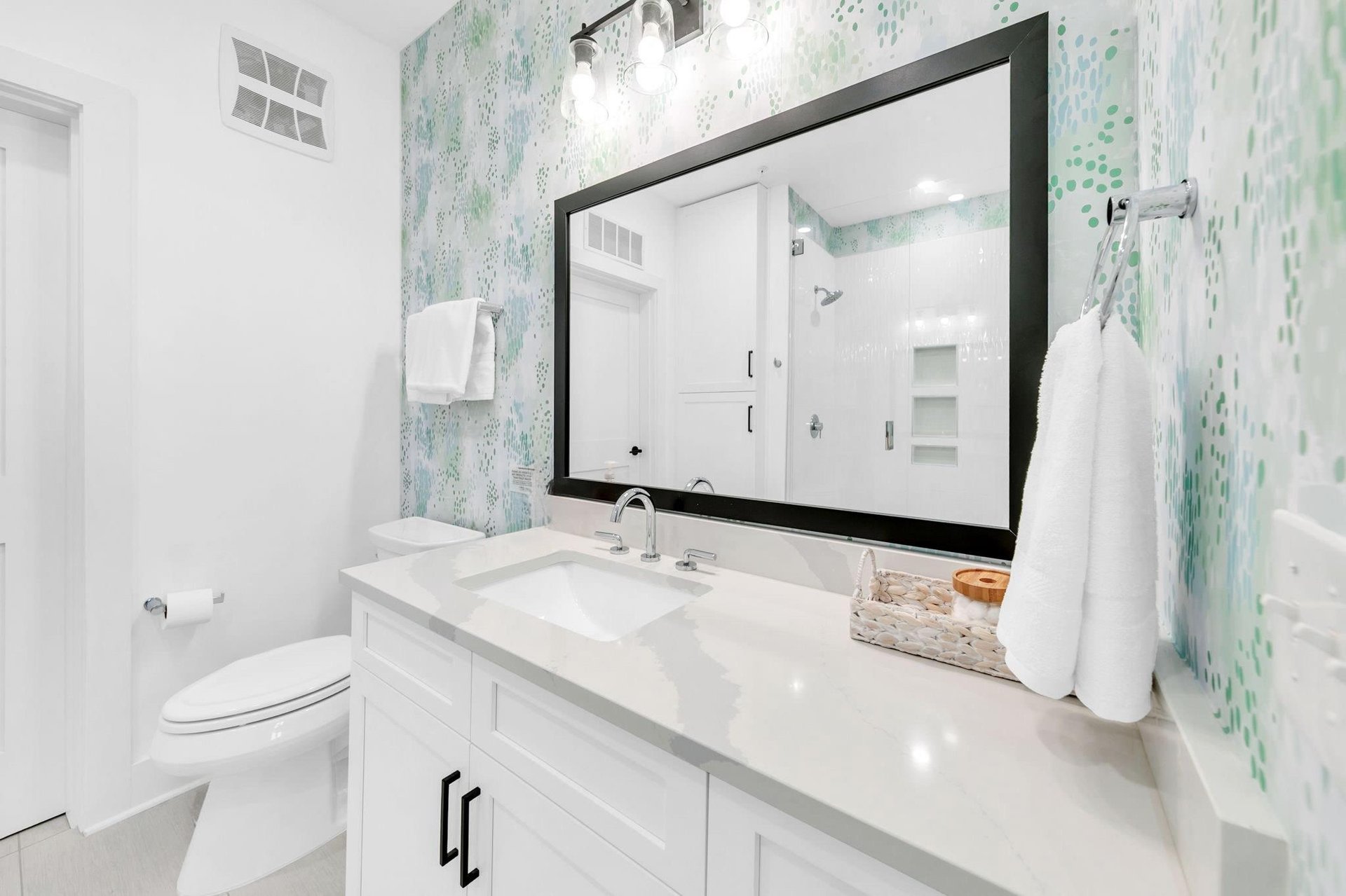 Master Bathroom 1 Part 1