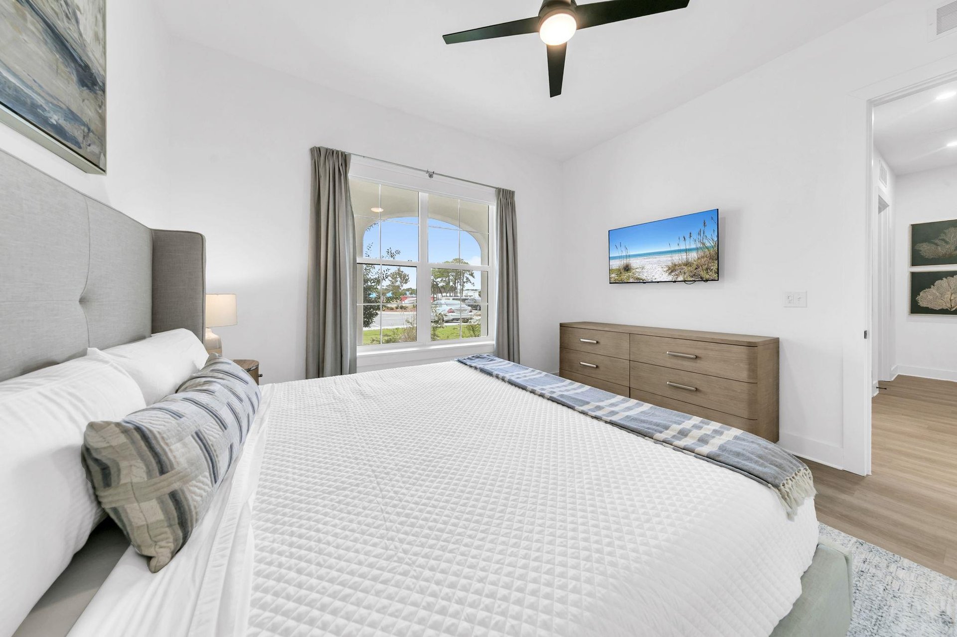 Guest Bedroom 1 Part 2