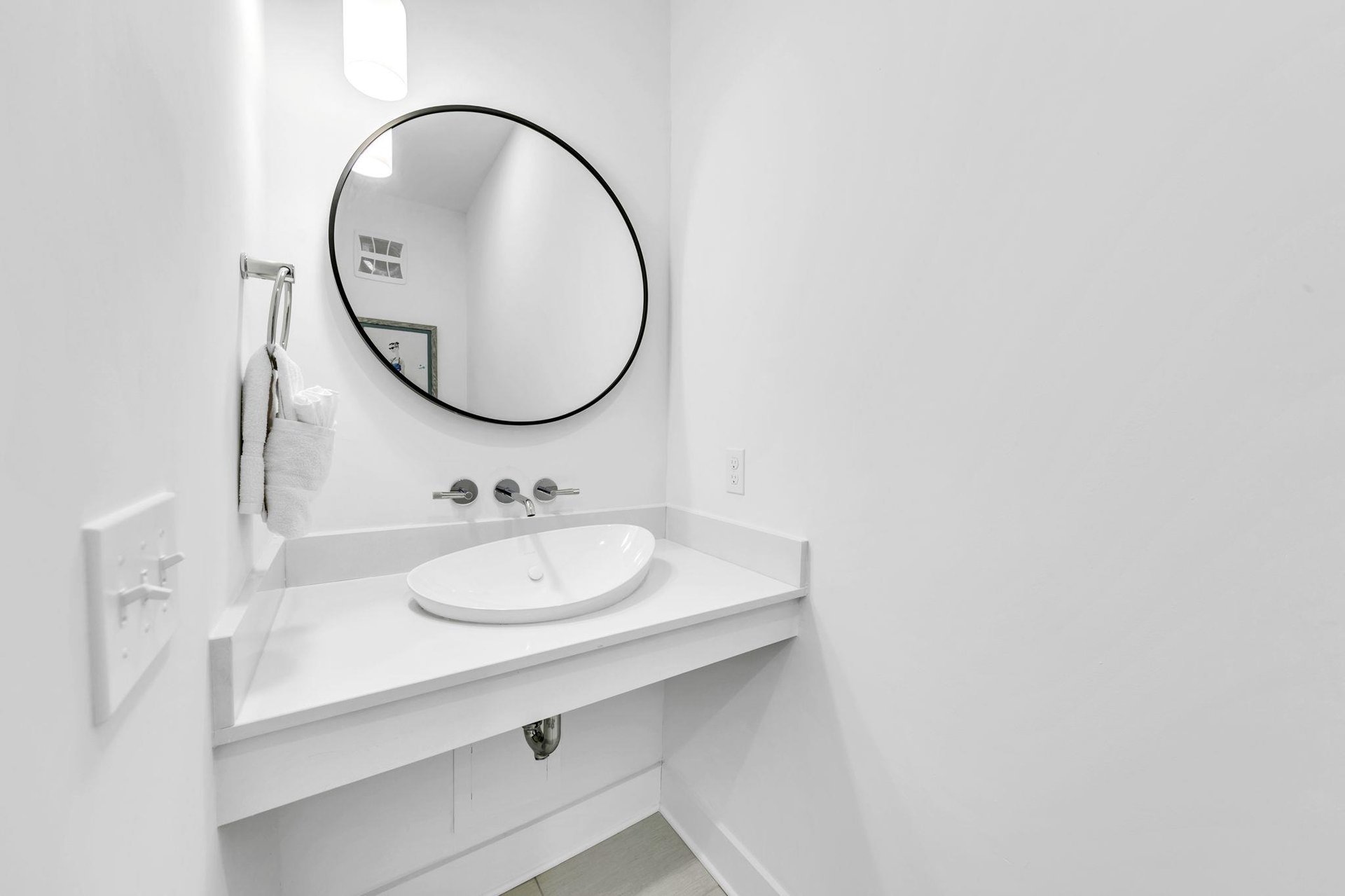 Hallway Half Bath 1 Part 1