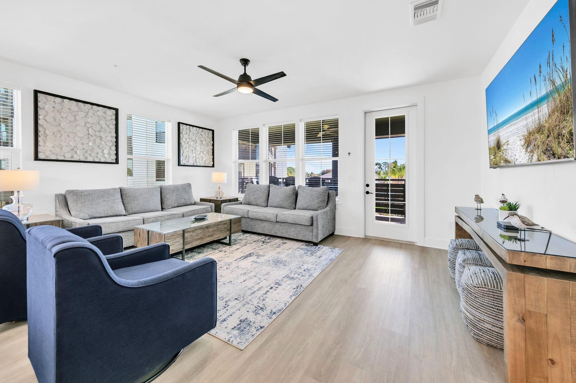 Living Room 1 Part 3