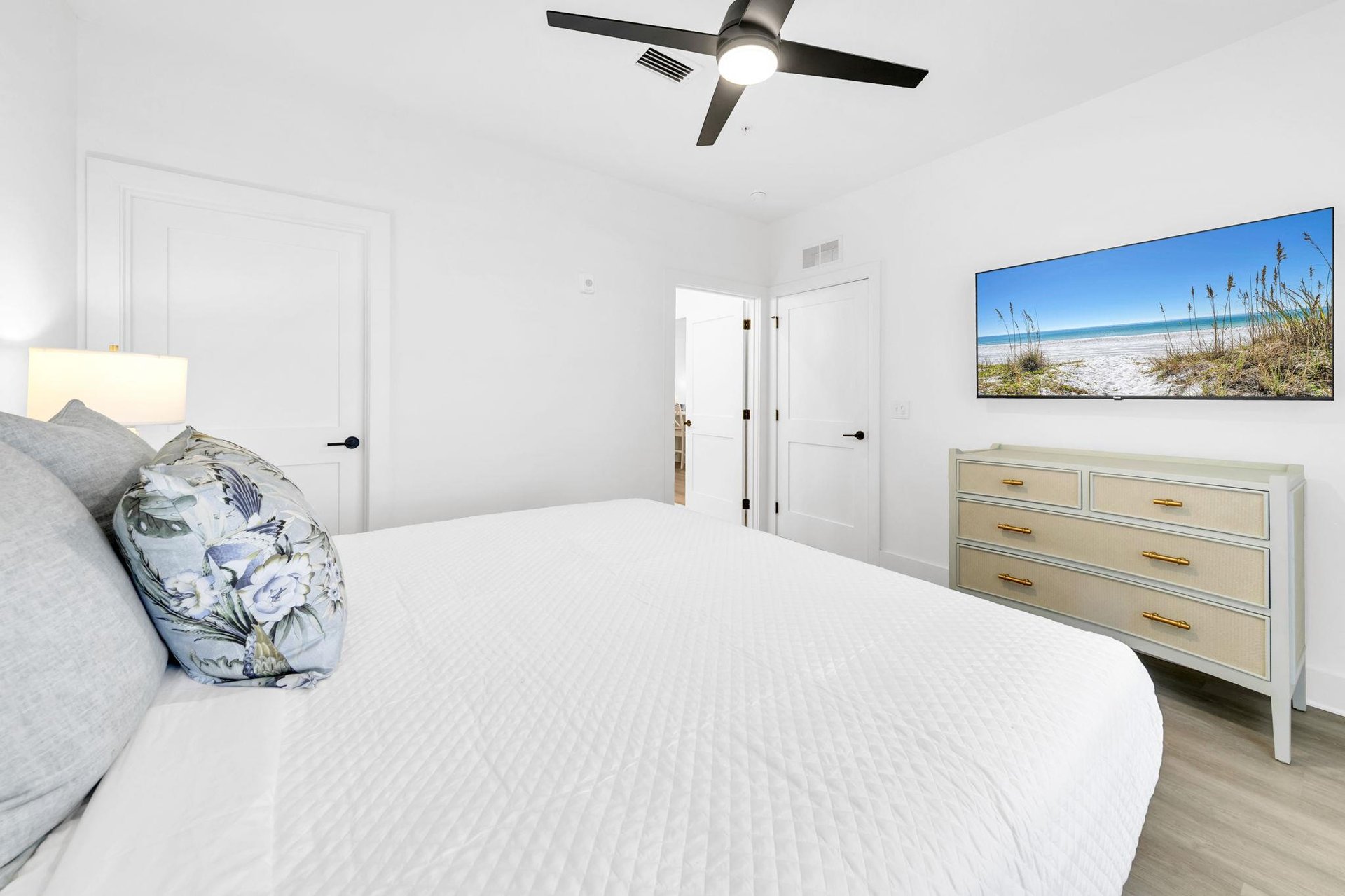 Guest Bedroom 1 Part 2