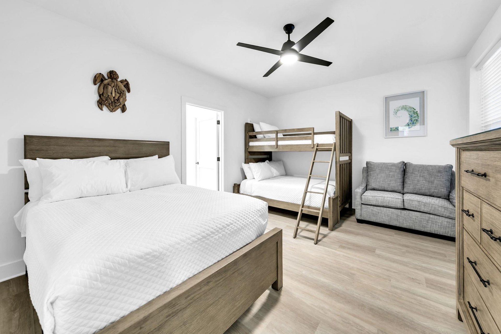 Guest Bedroom 2 Part 1