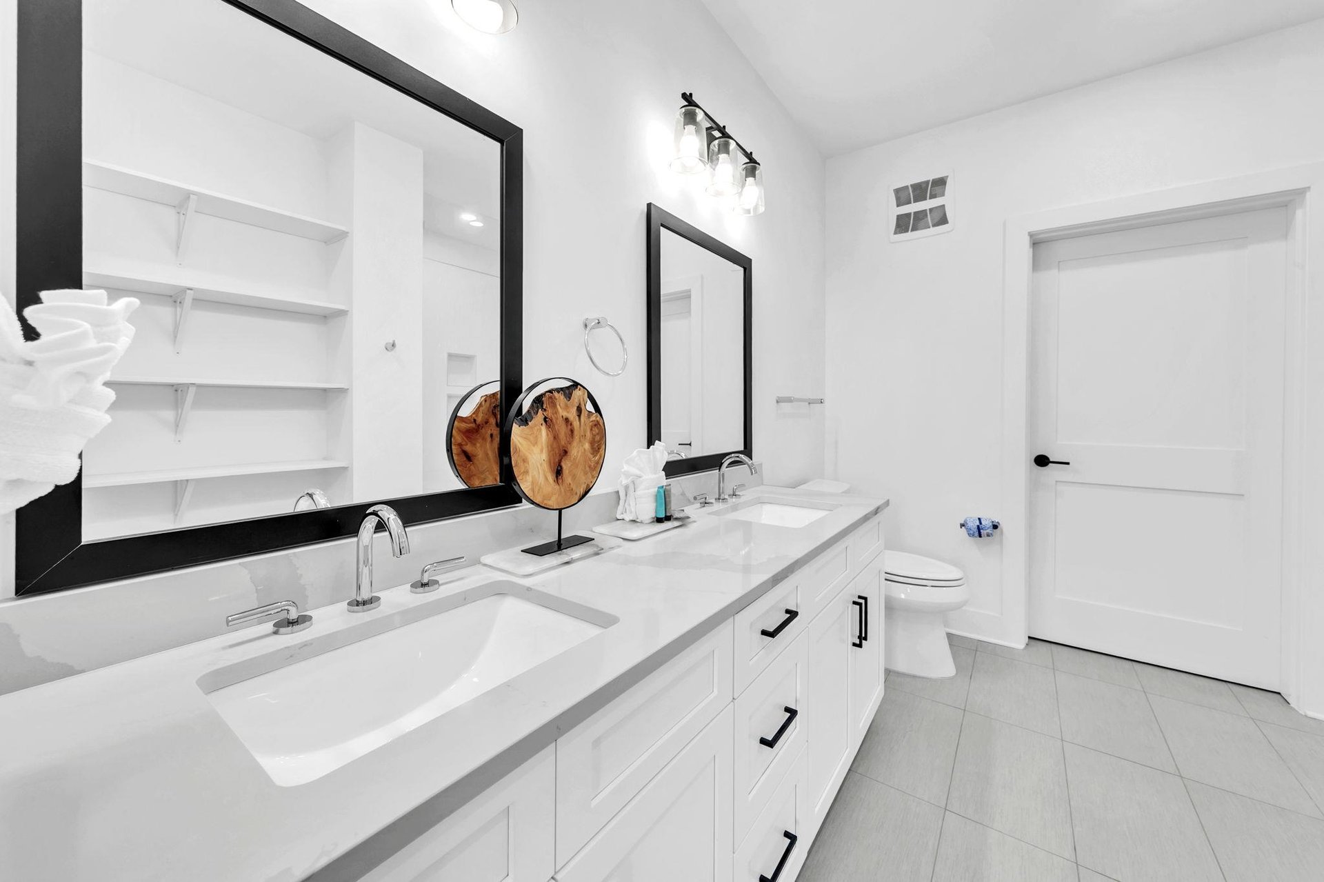 Master Bathroom 1 Part 1