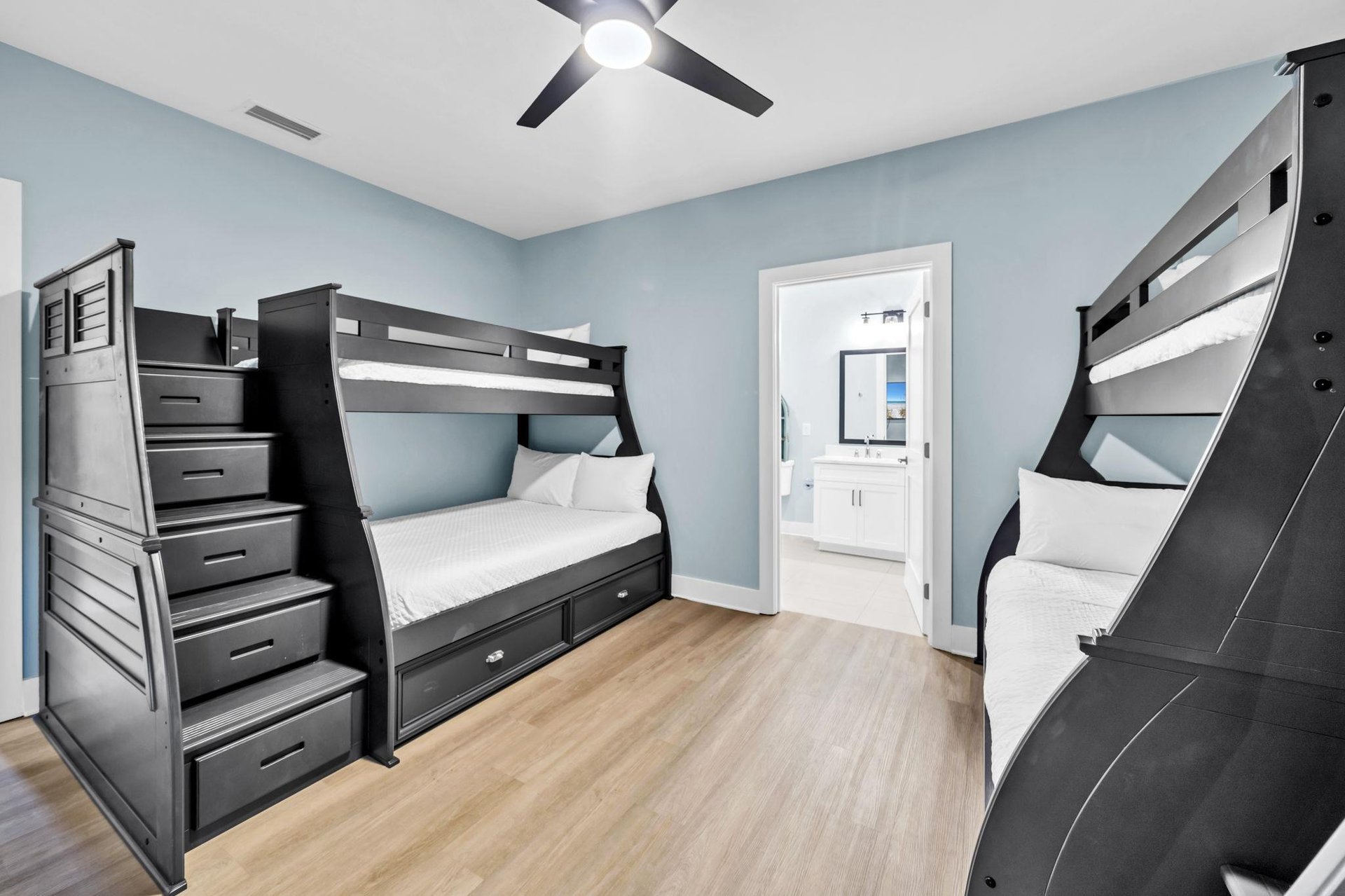 Guest Bedroom 2 Part 2