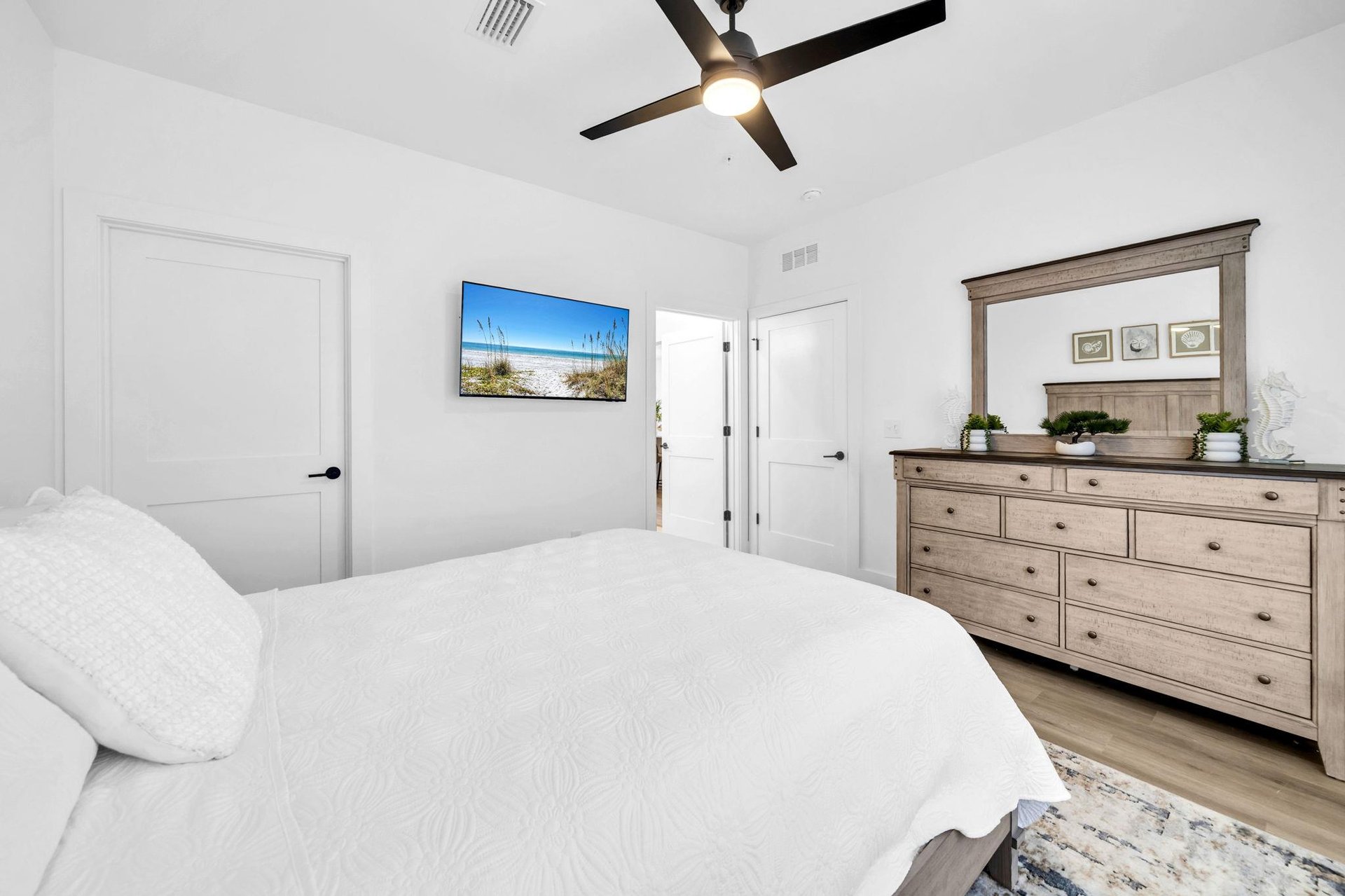 Guest Bedroom 1 Part 2