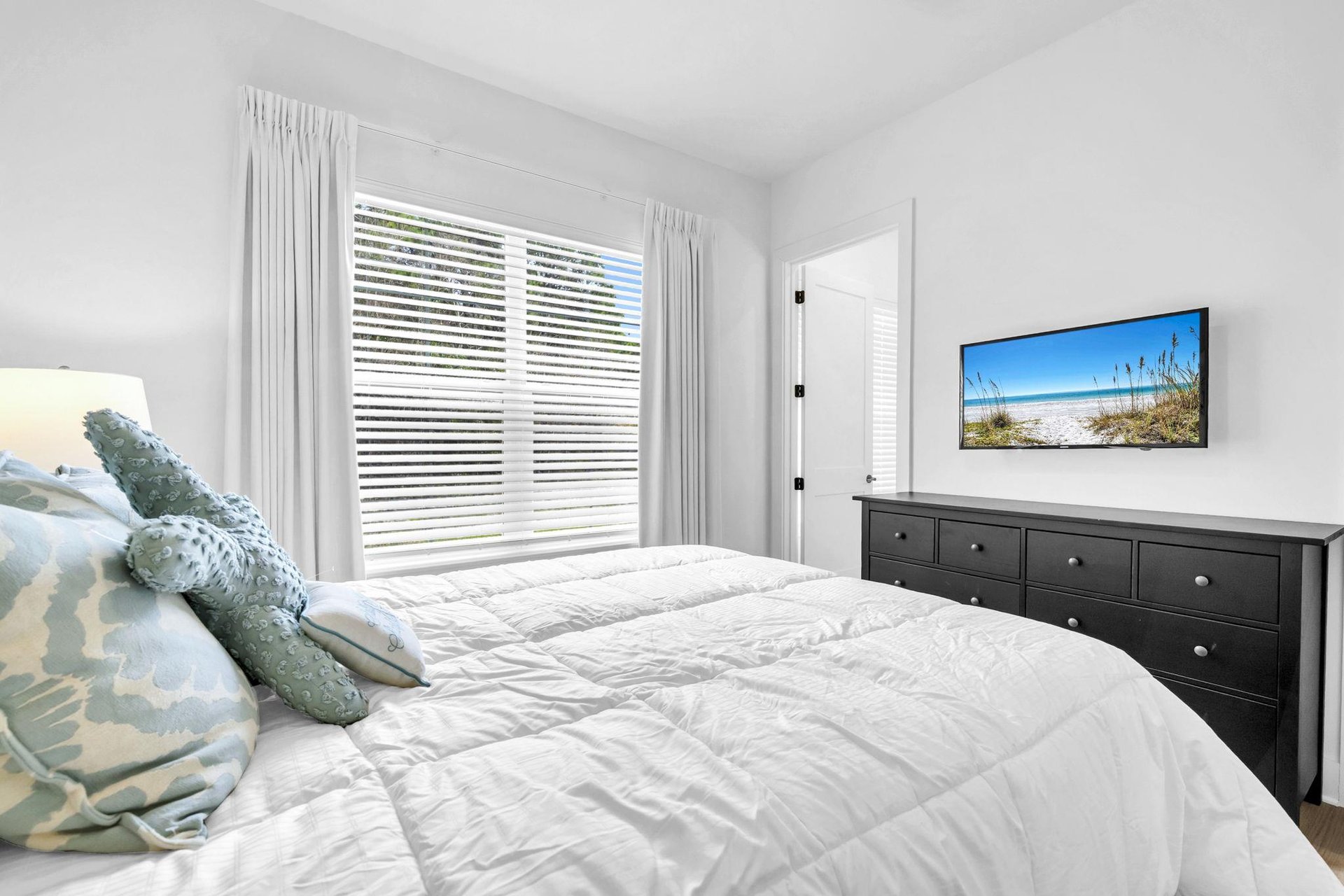 Guest Bedroom 3 Part 2