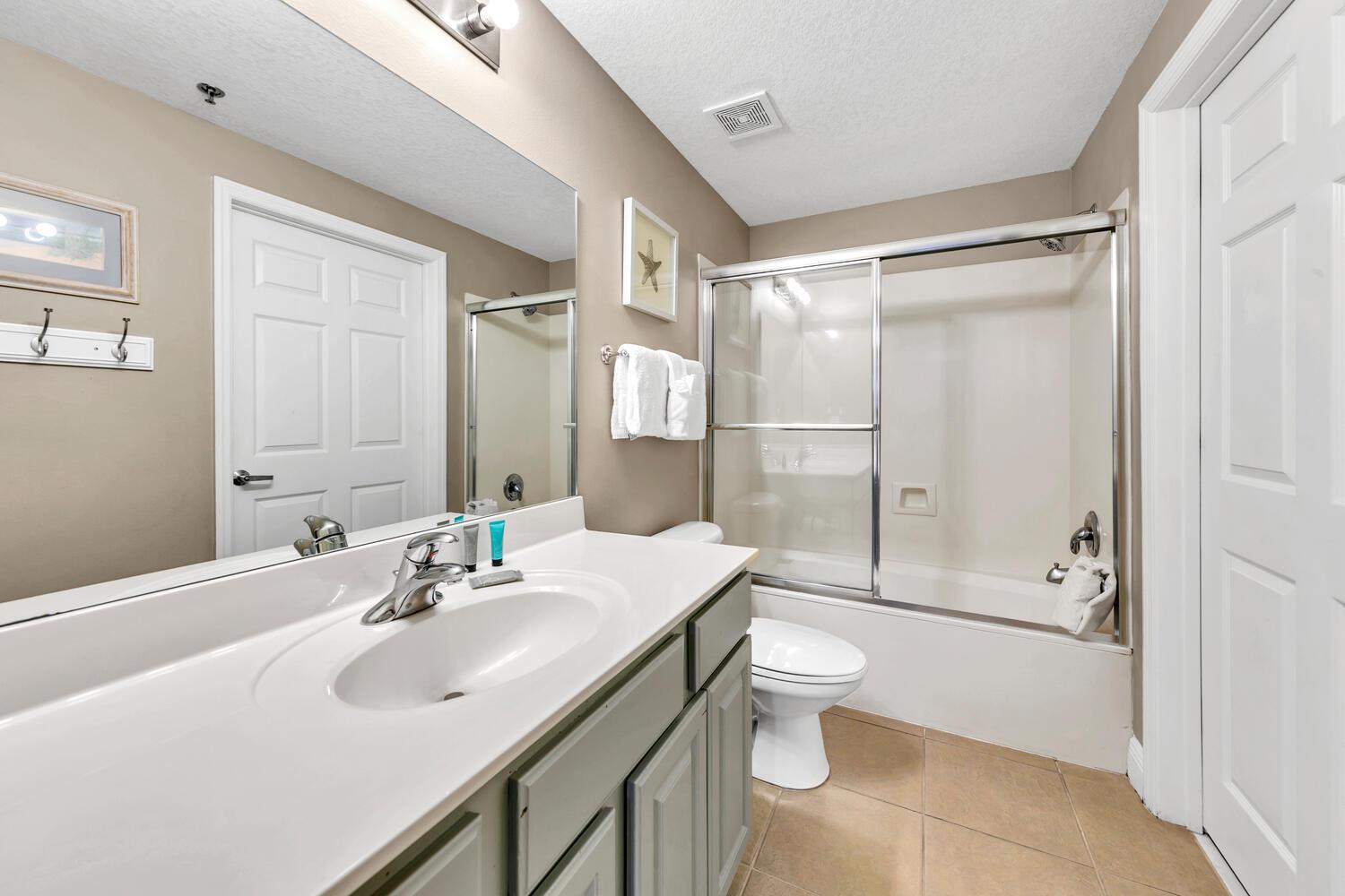 Guest Bathroom 1 Part 1