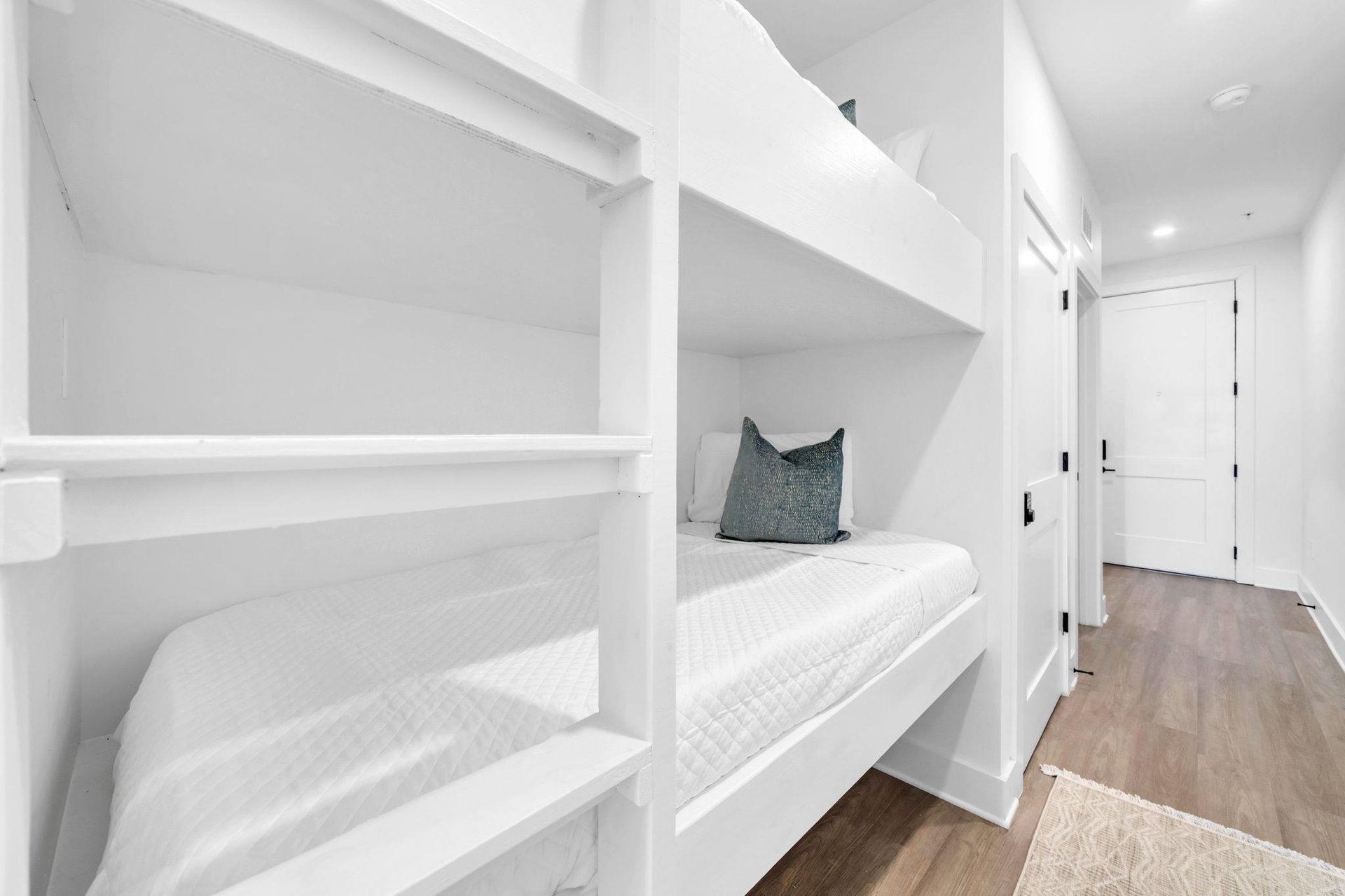 Hallway Bunks 1 Part 2