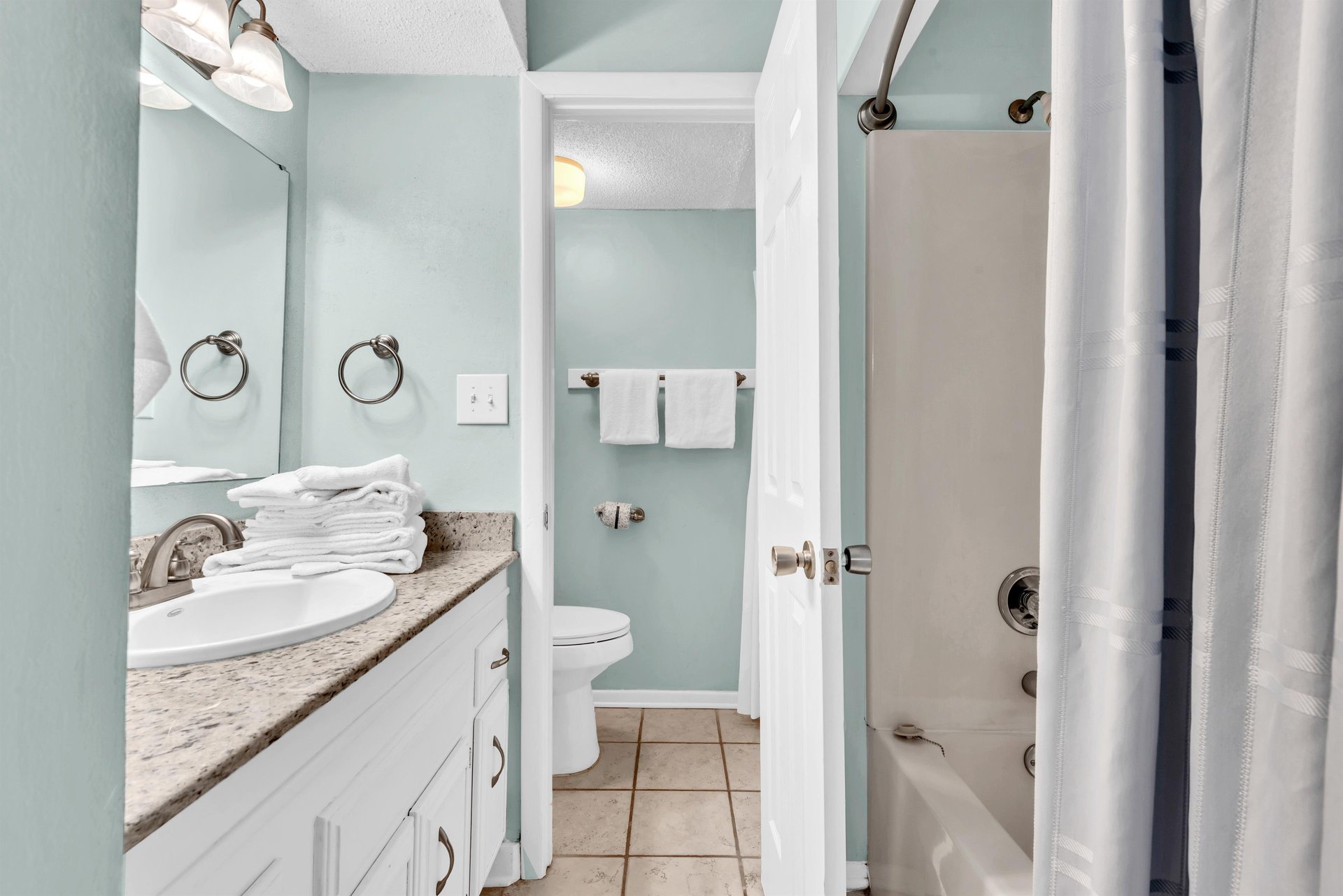 Master Bathroom 1 Part 1