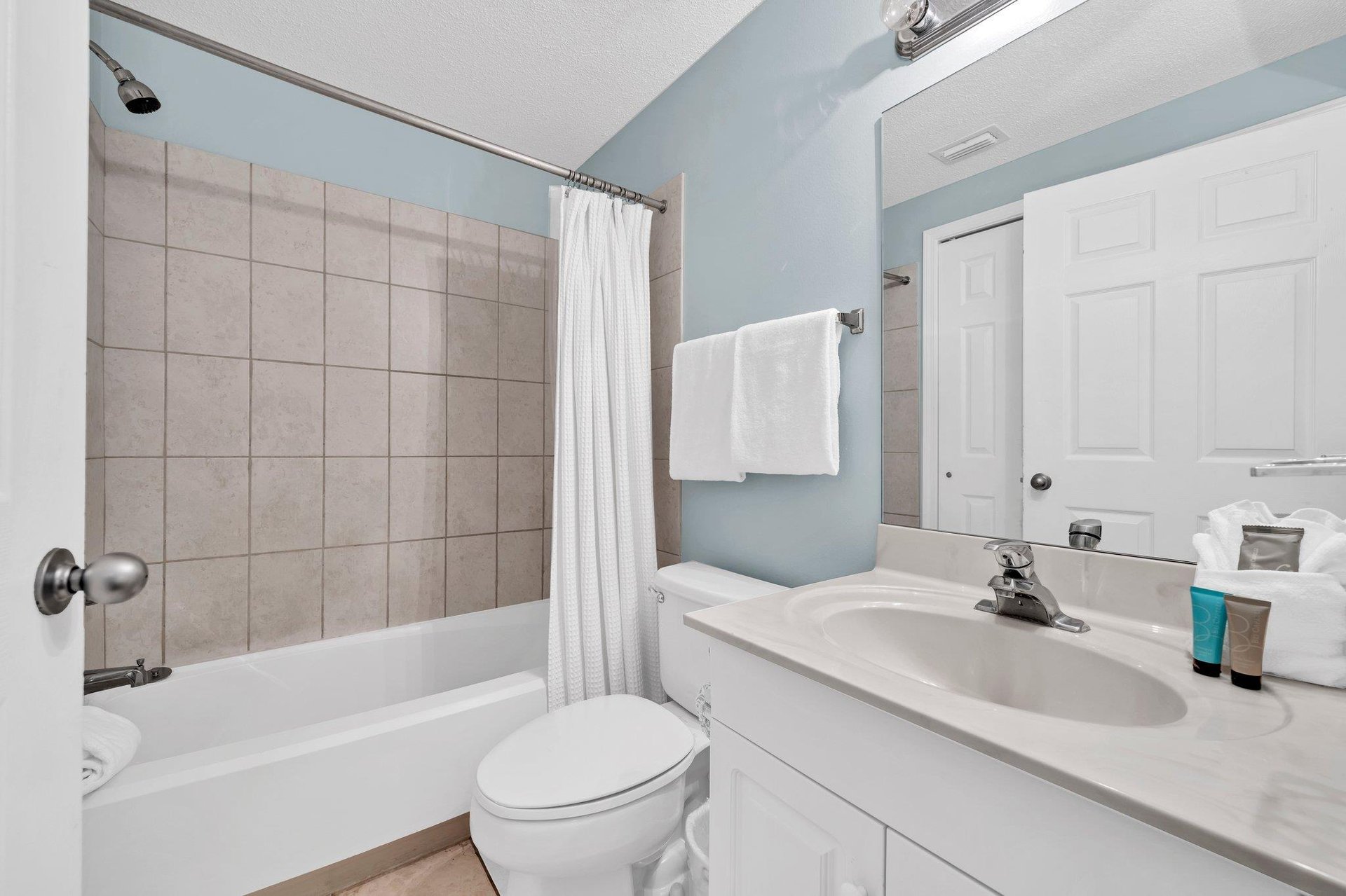 Master Bathroom 1 Part 1