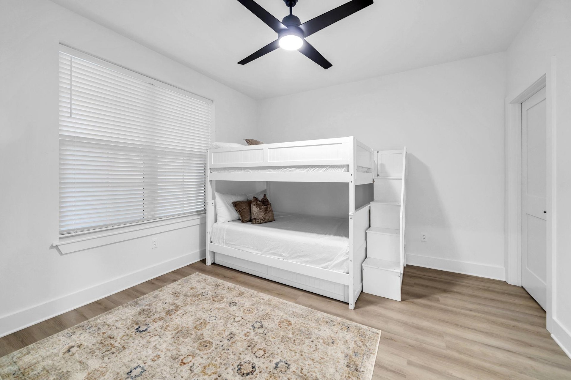 Guest Bedroom 1 Part 1