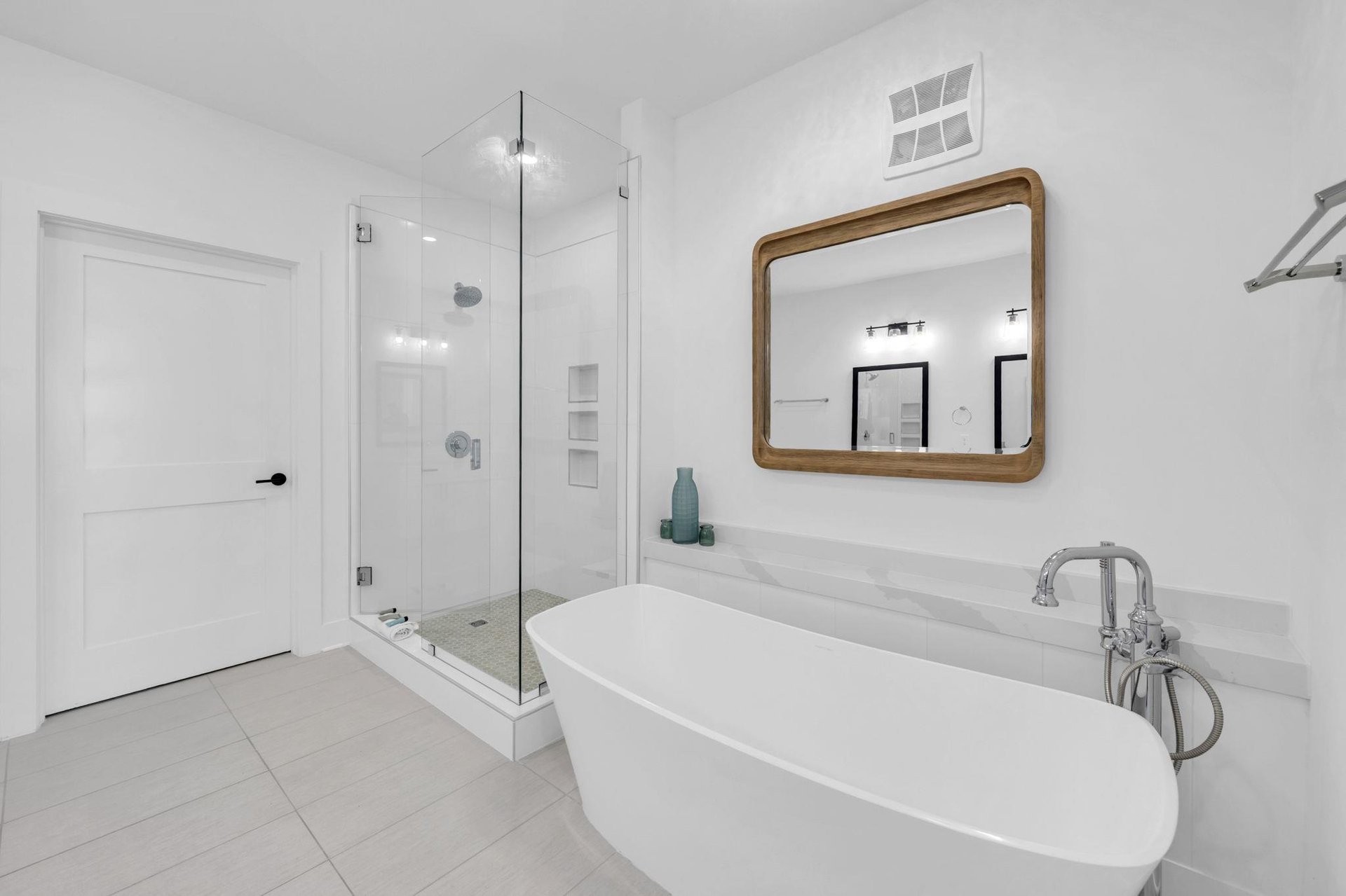 Master Bathroom 1 Part 2